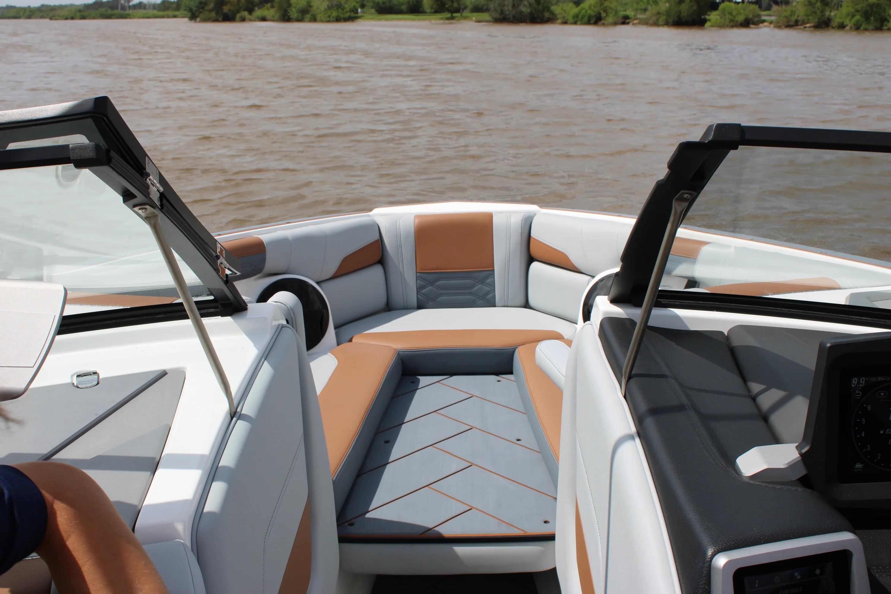 2024 Malibu 26LSV Image Thumbnail #54