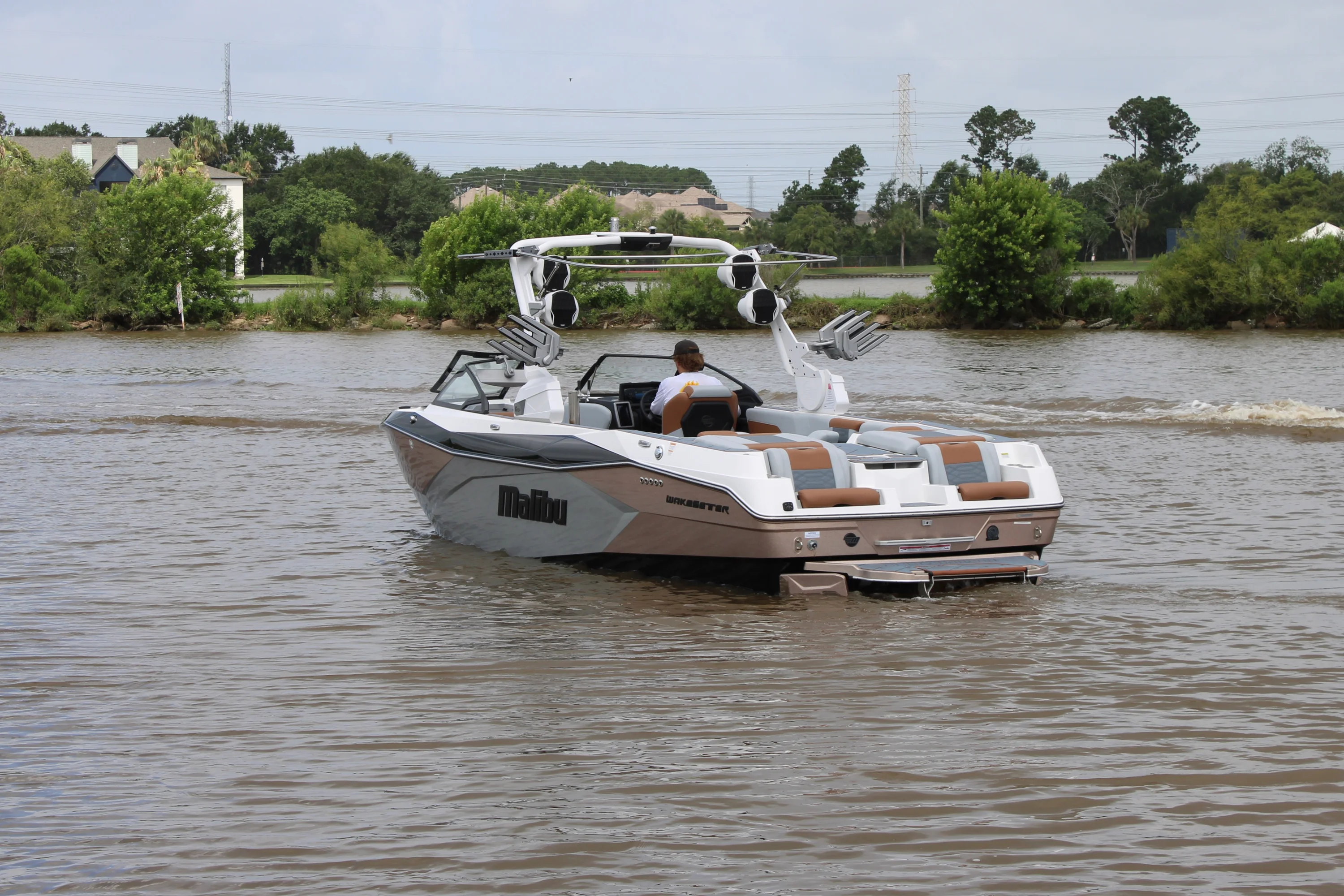 2024 Malibu 26LSV Image Thumbnail #1