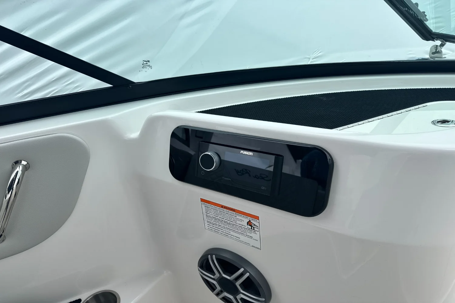 2026 Sea Ray SDX 250 Outboard Image Thumbnail #27