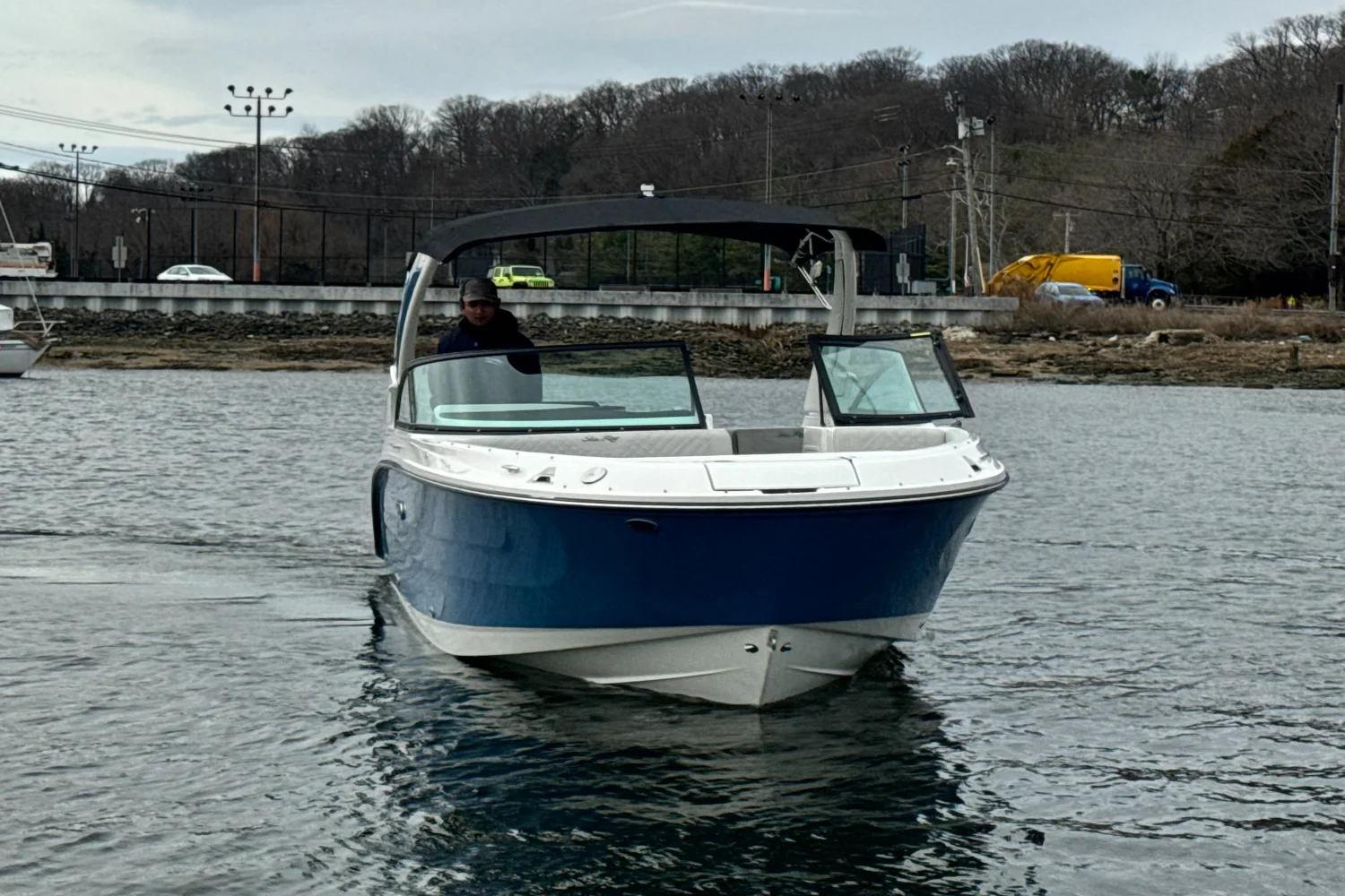 2026 Sea Ray SDX 250 Outboard Image Thumbnail #3