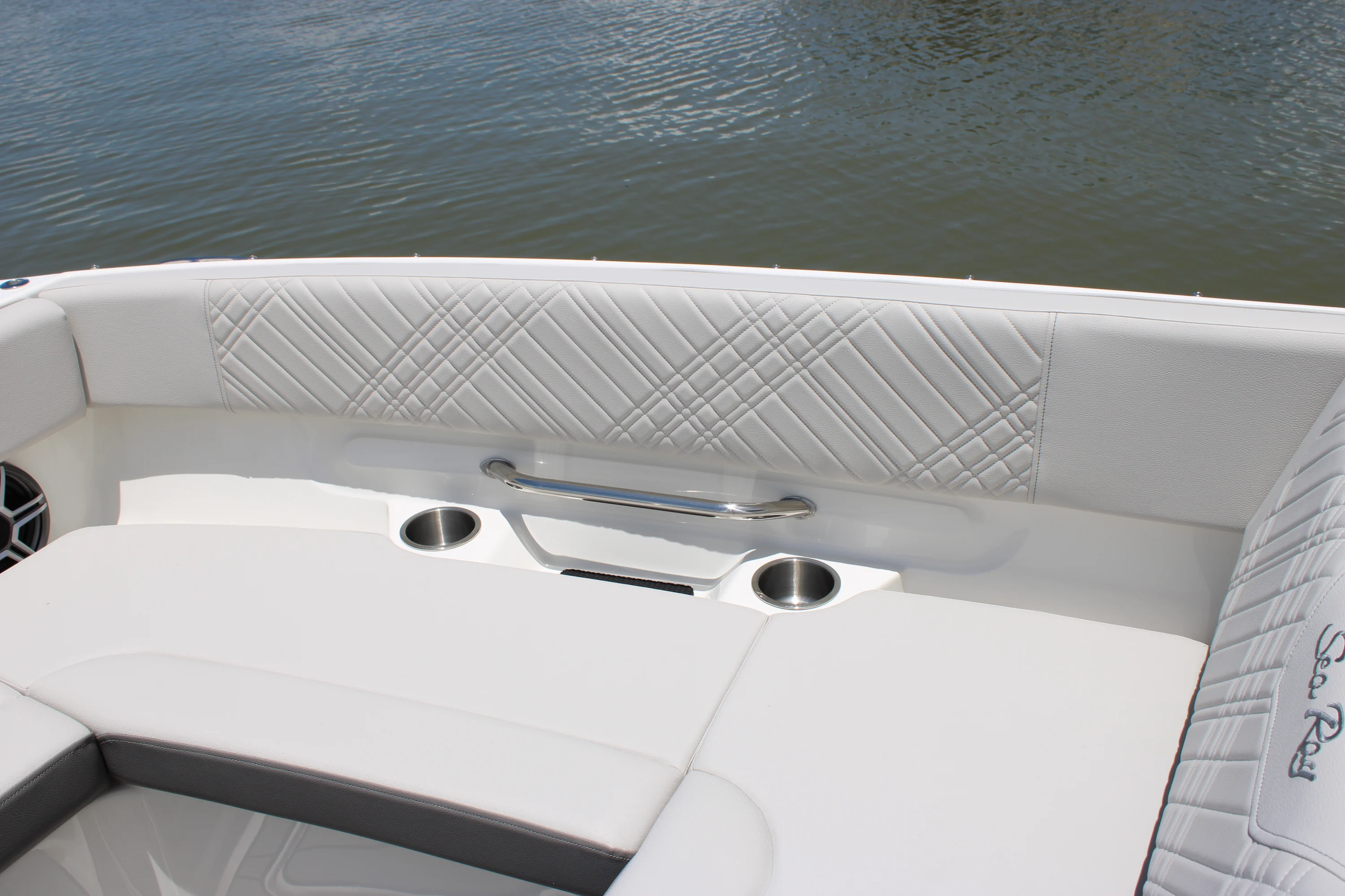 2026 Sea Ray SDX 270 Outboard Image Thumbnail #51