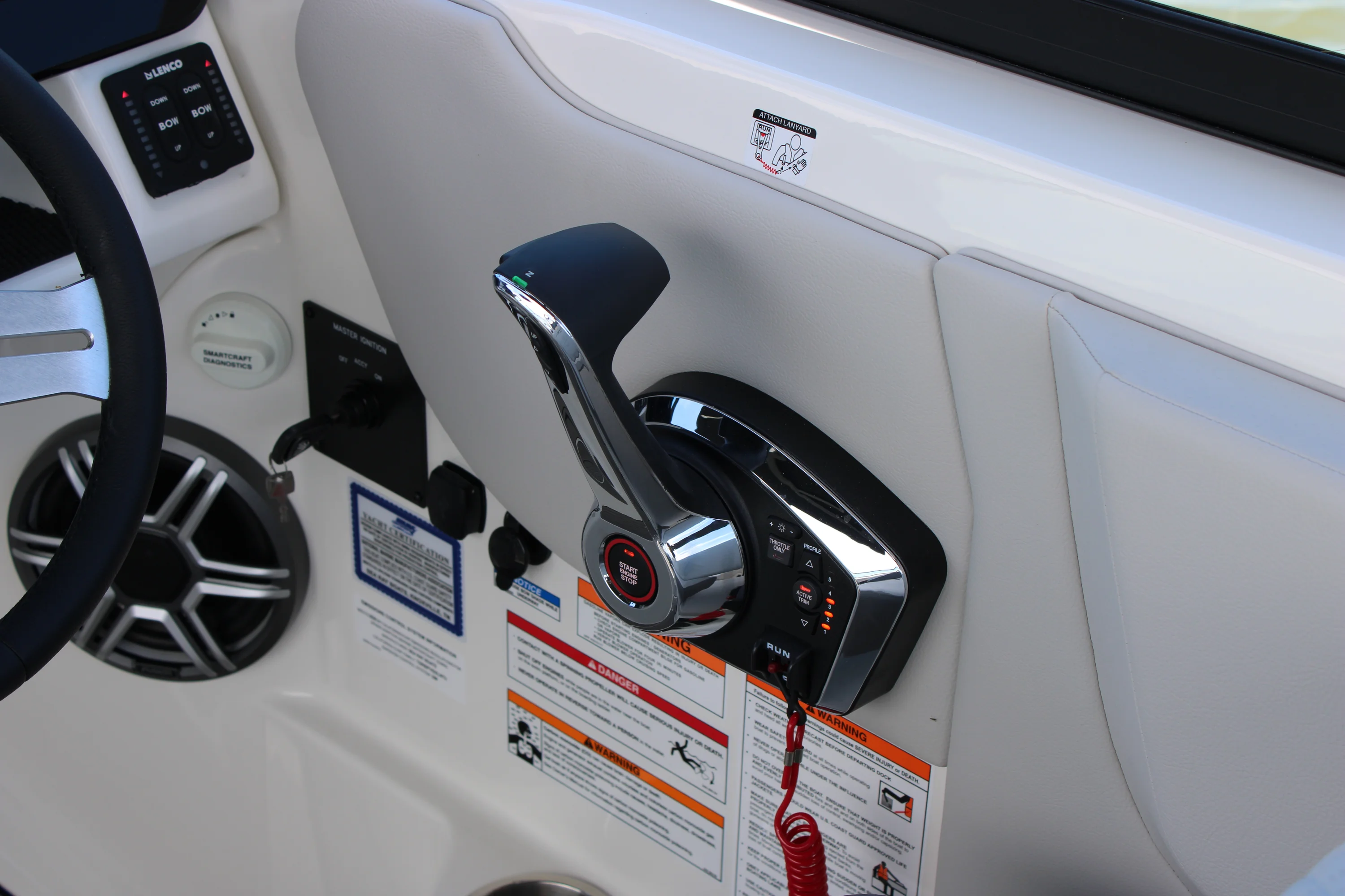 2026 Sea Ray SDX 270 Outboard Image Thumbnail #38