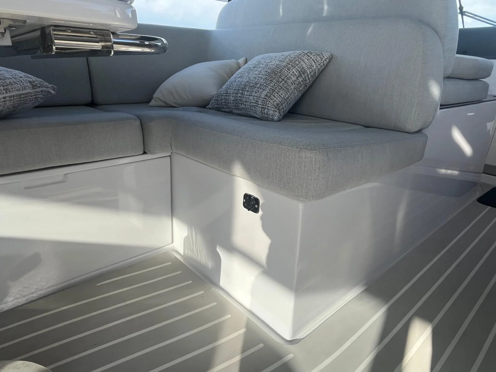 2025 Azimut ATLANTIS 51 Image Thumbnail #8