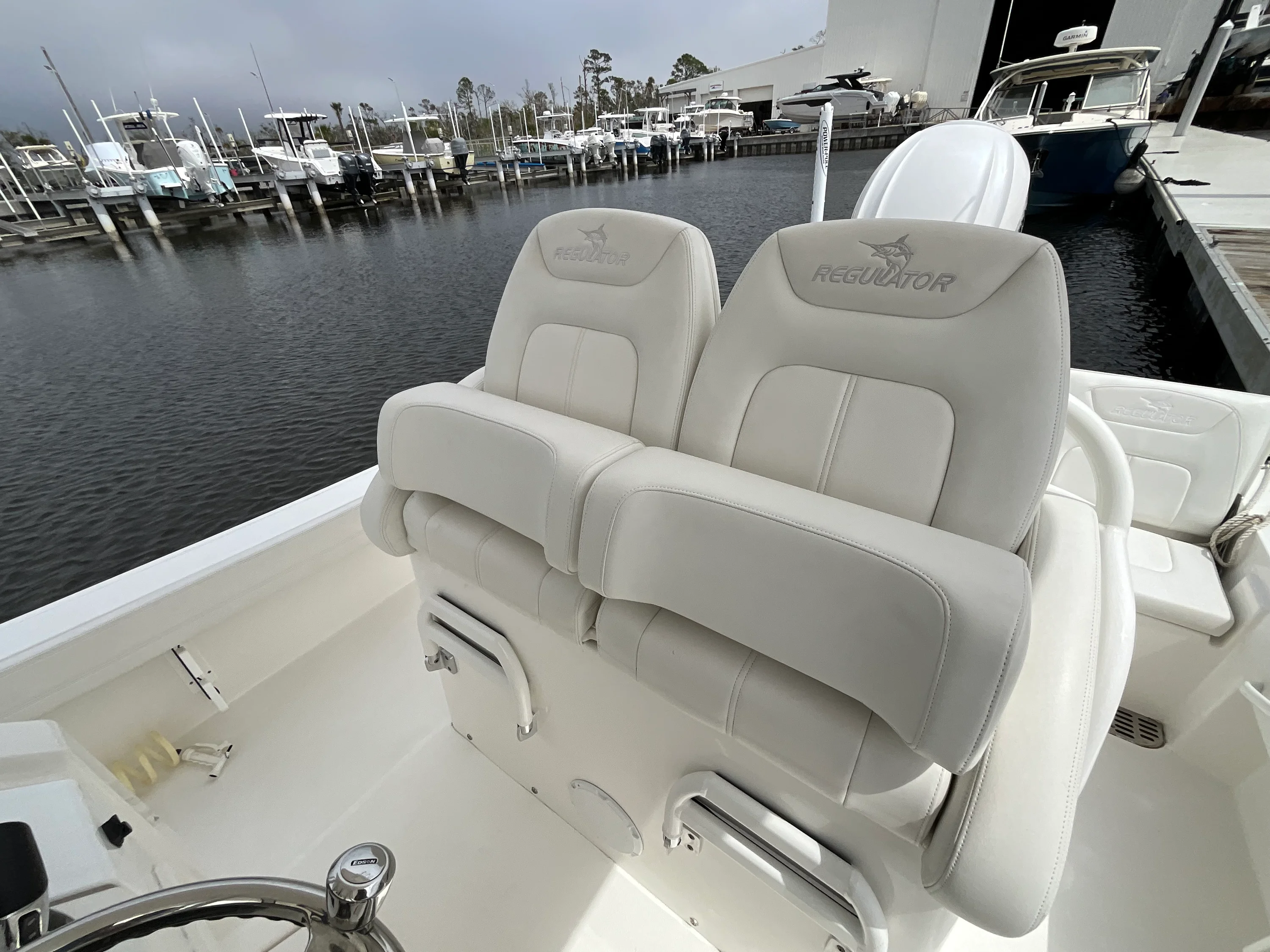 2023 Regulator 26XO Image Thumbnail #12