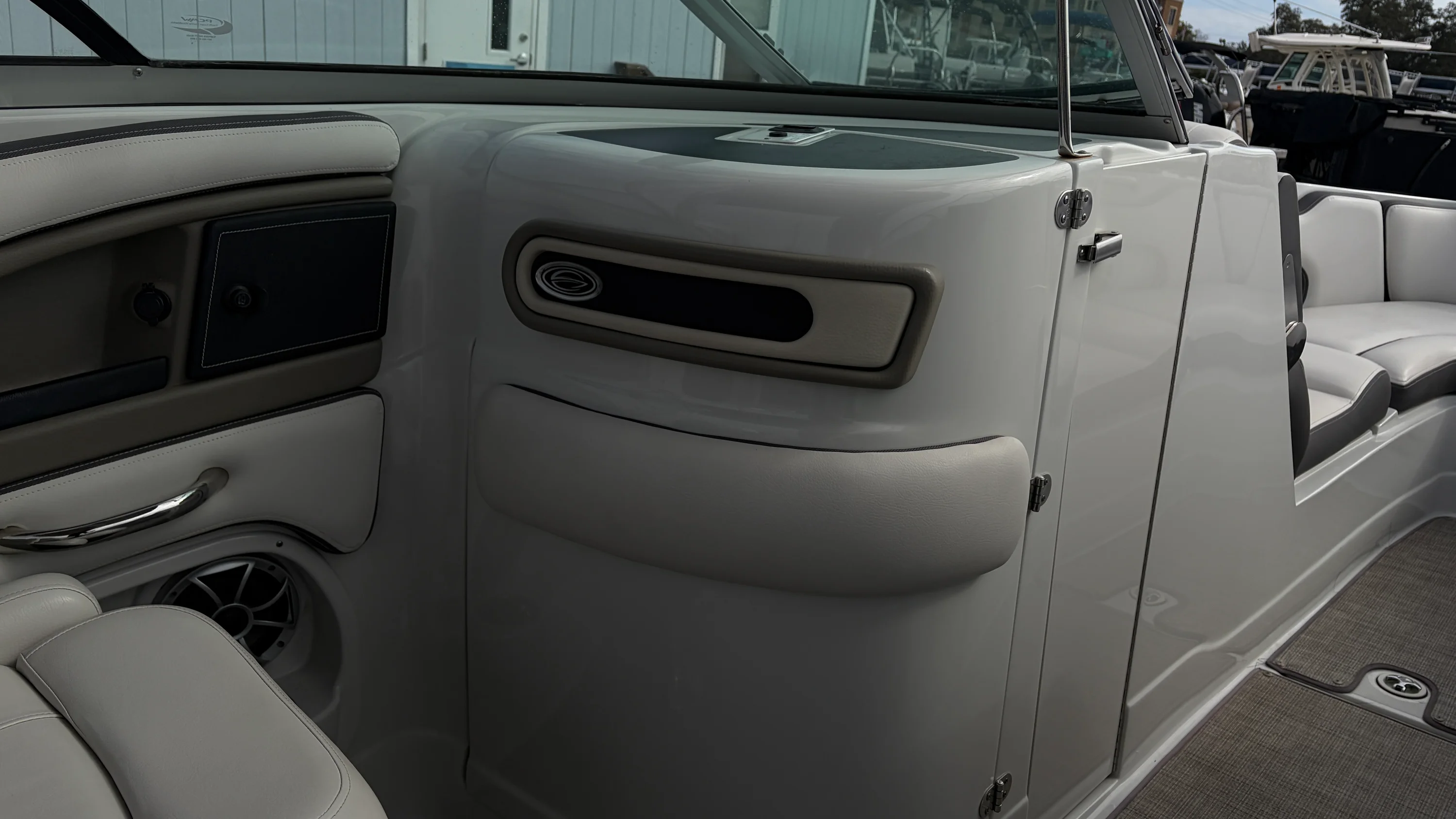 2021 Crownline 270 XSS Image Thumbnail #30