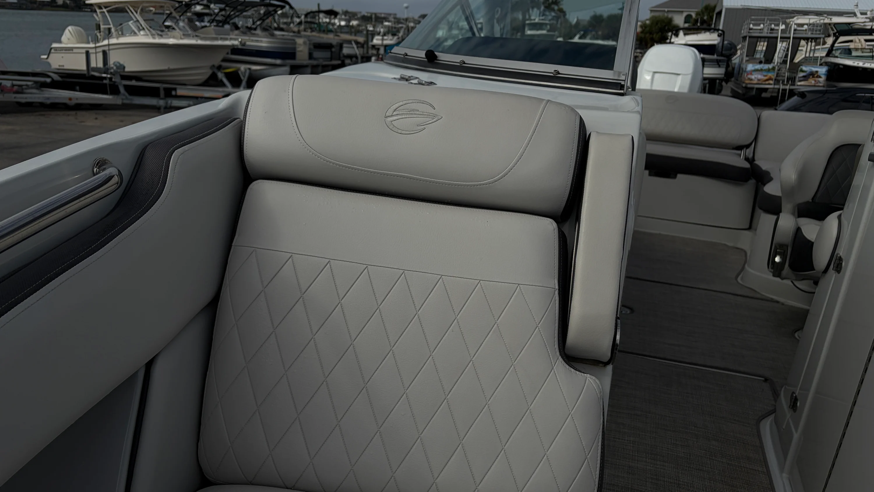 2021 Crownline 270 XSS Image Thumbnail #37