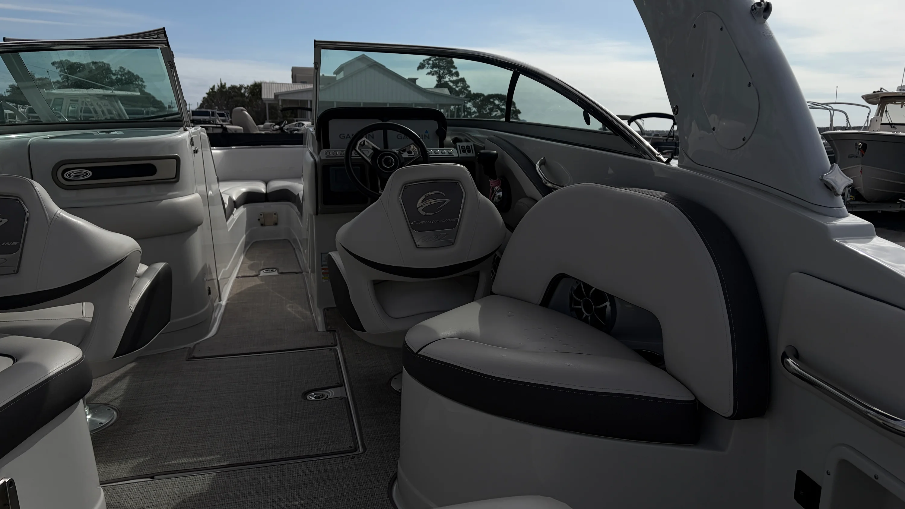 2021 Crownline 270 XSS Image Thumbnail #19