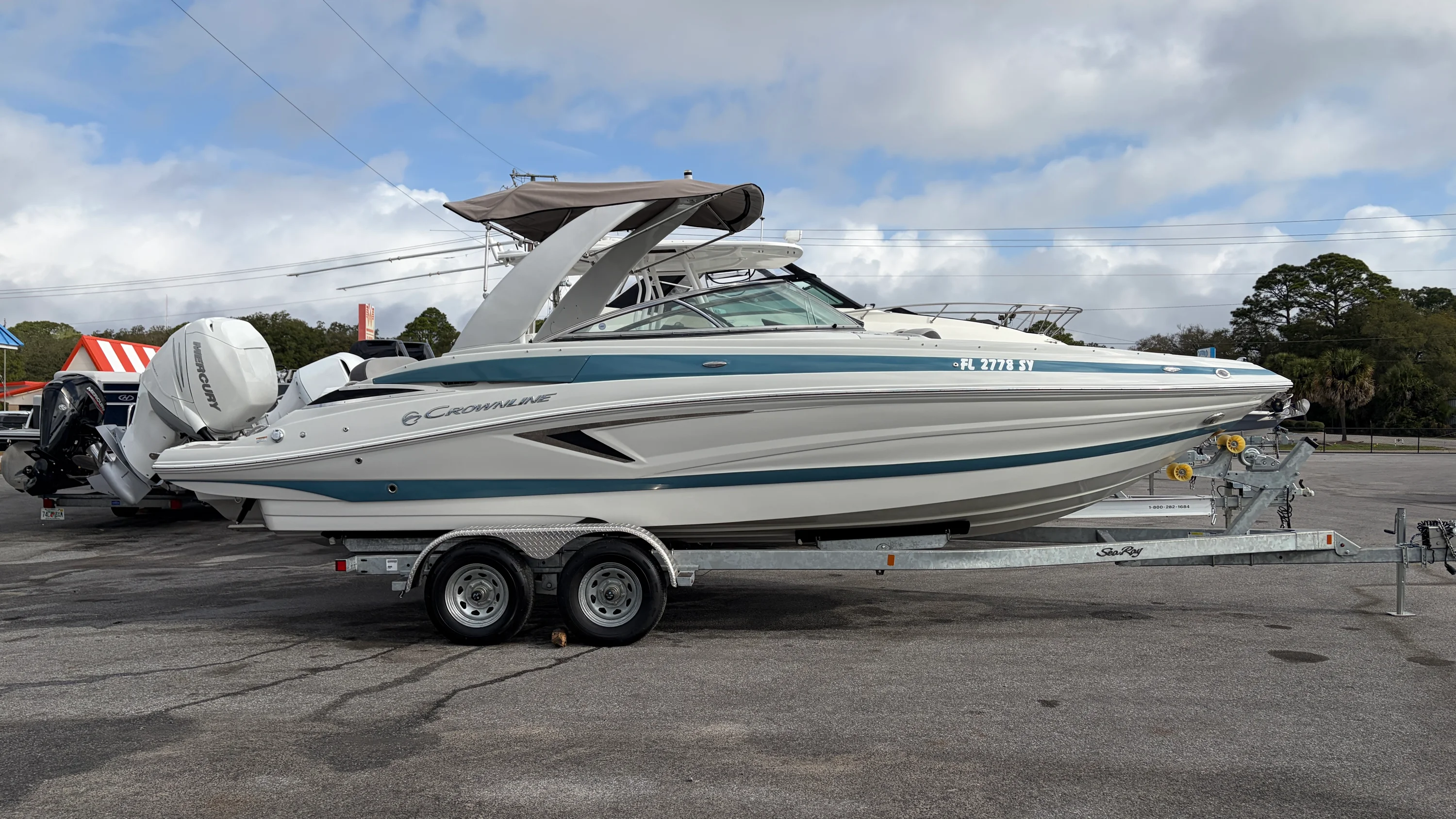 2021 Crownline 270 XSS Image Thumbnail #0