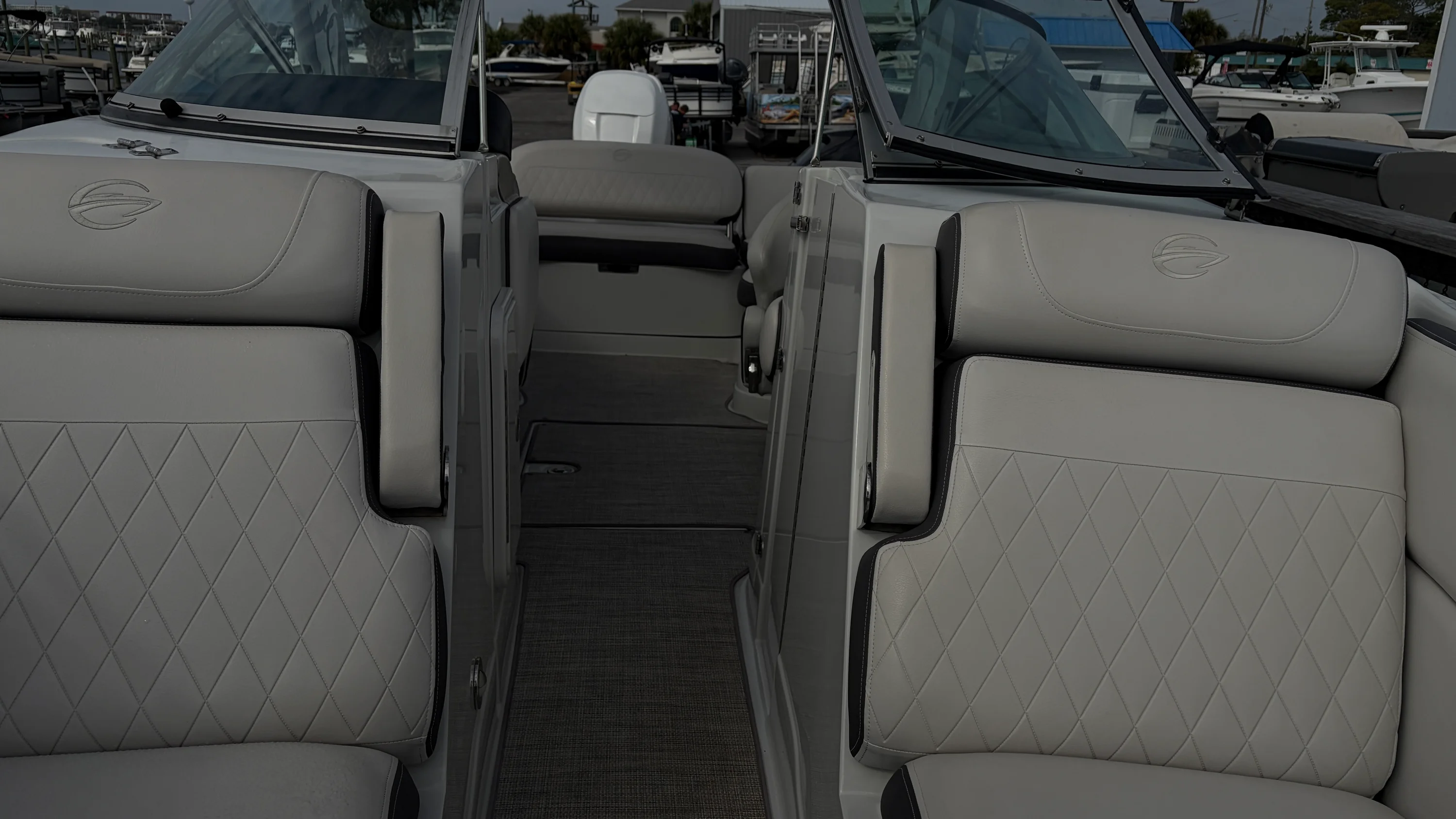 2021 Crownline 270 XSS Image Thumbnail #39