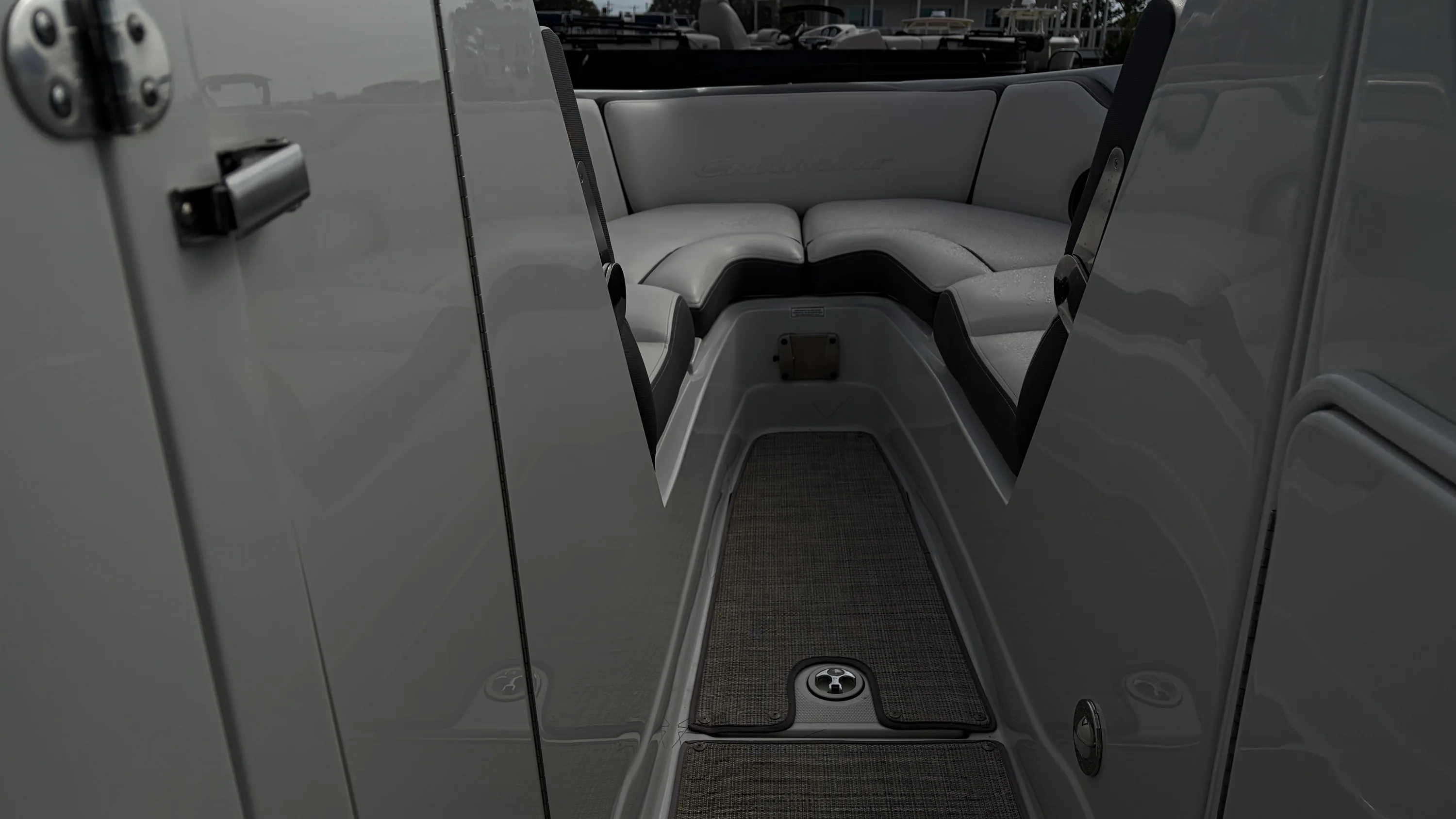 2021 Crownline 270 XSS Image Thumbnail #33