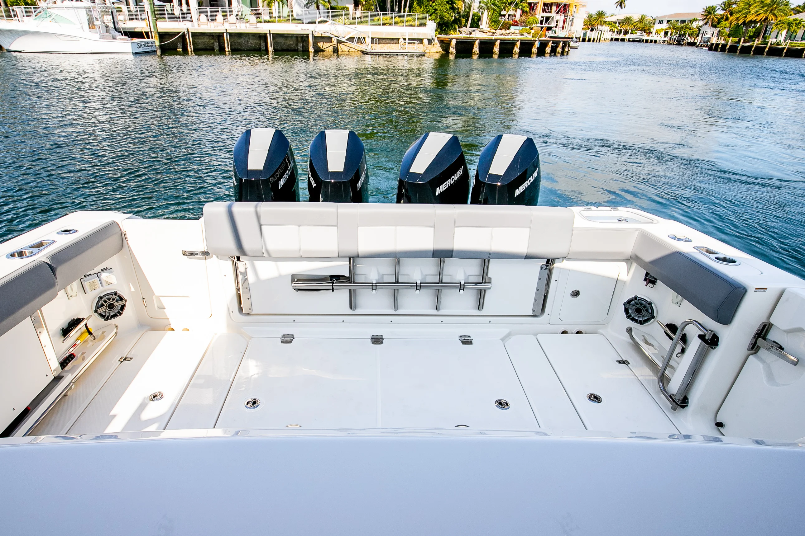 2024 Boston Whaler 420 Outrage Image Thumbnail #25