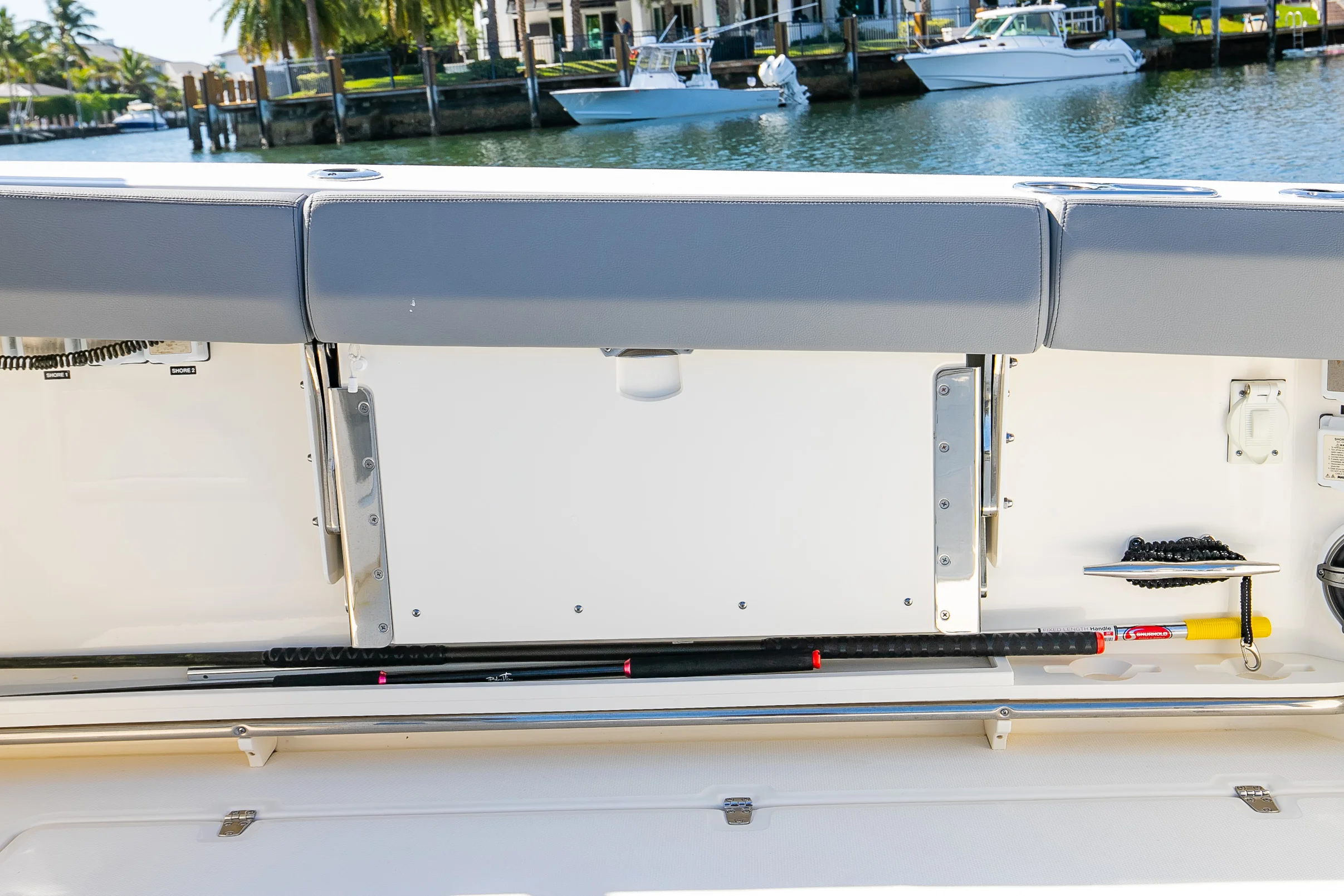 2024 Boston Whaler 420 Outrage Image Thumbnail #28