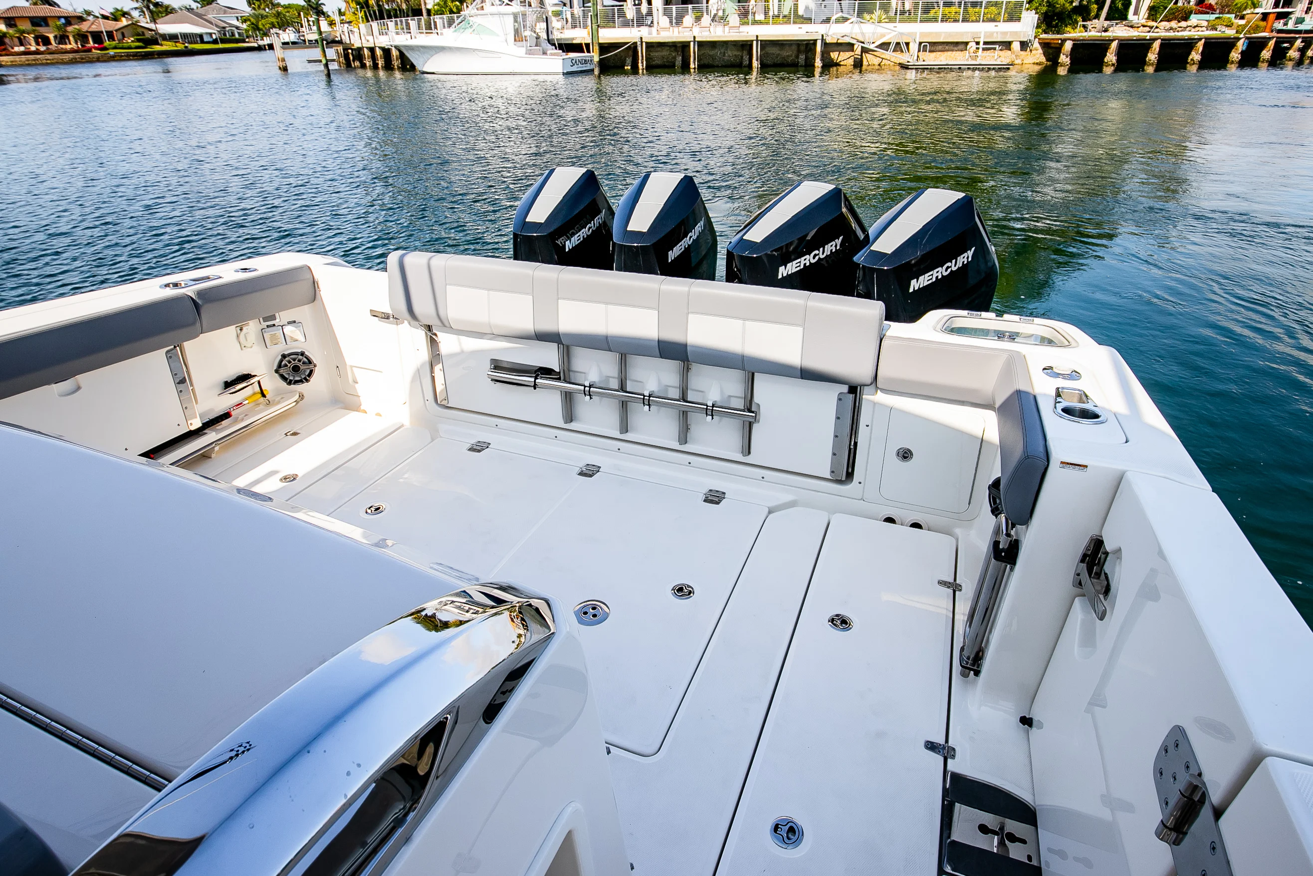 2024 Boston Whaler 420 Outrage Image Thumbnail #24