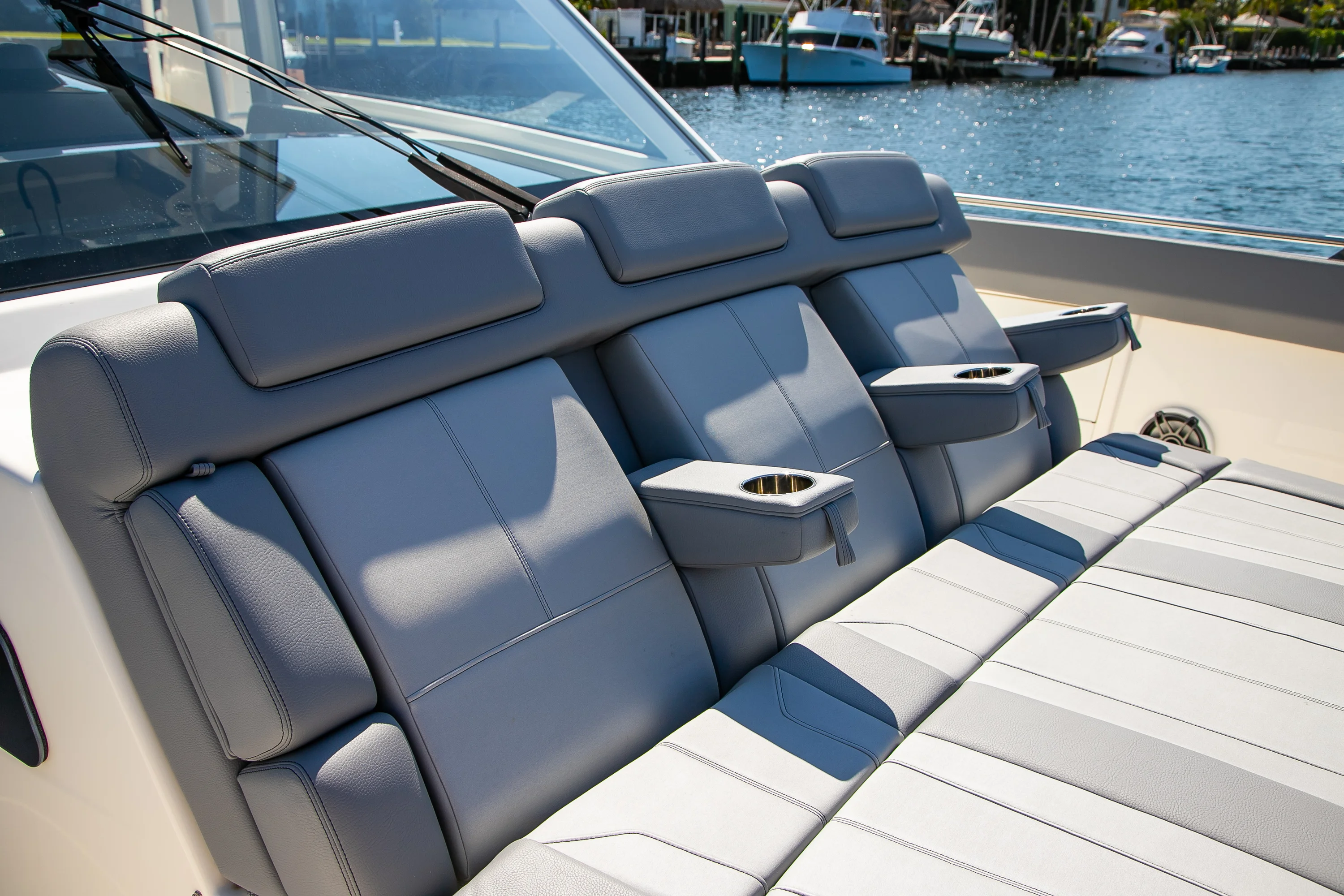 2024 Boston Whaler 420 Outrage Image Thumbnail #81