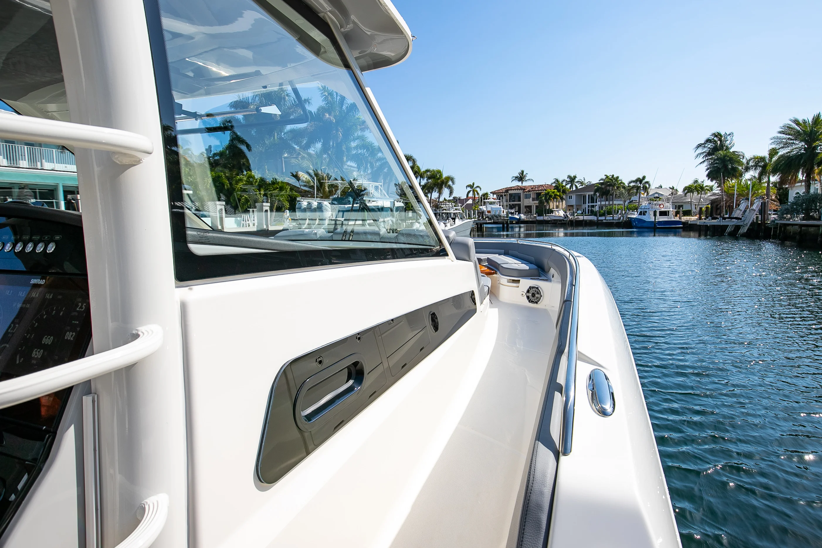 2024 Boston Whaler 420 Outrage Image Thumbnail #75