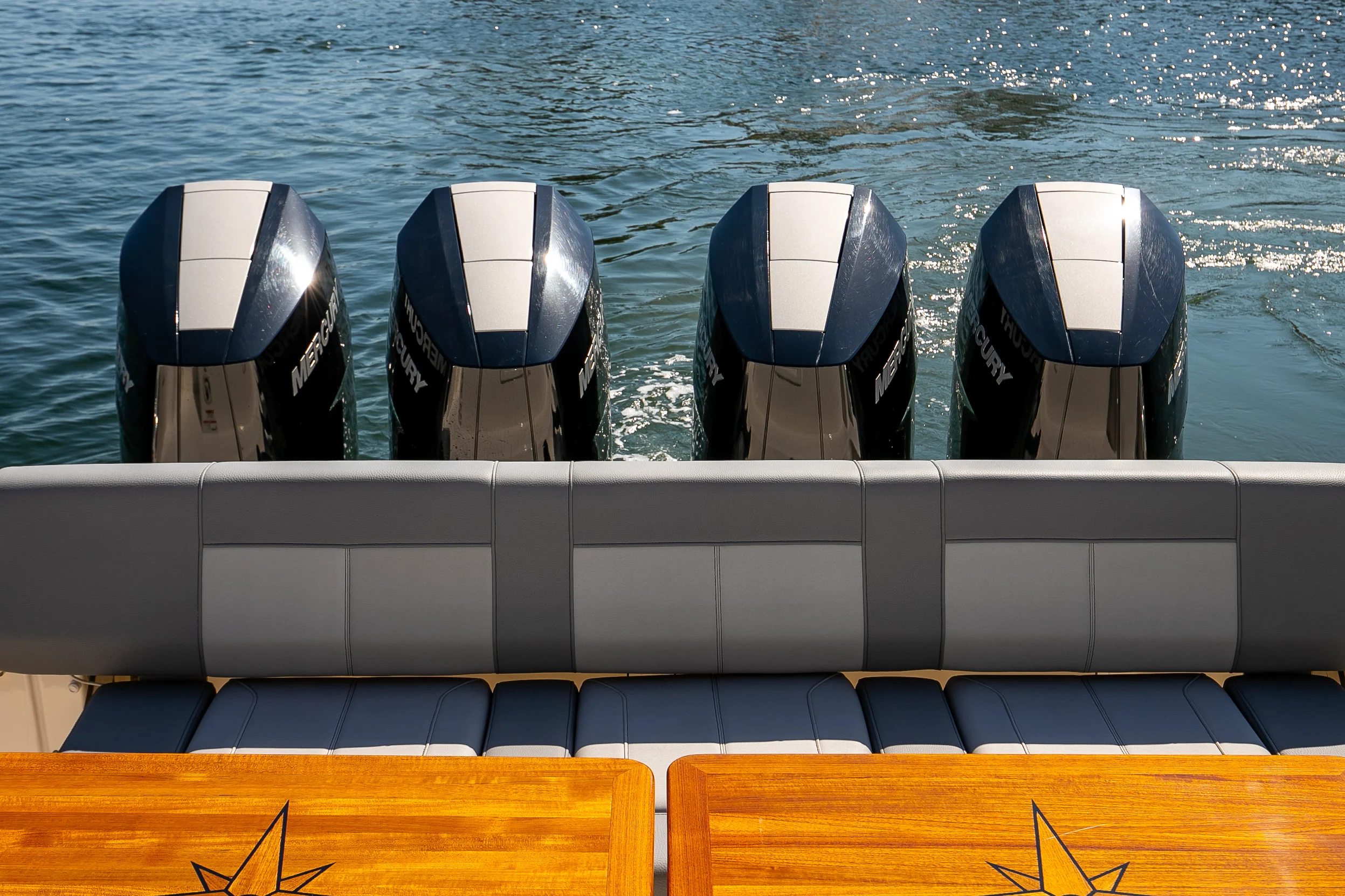 2024 Boston Whaler 420 Outrage Image Thumbnail #30