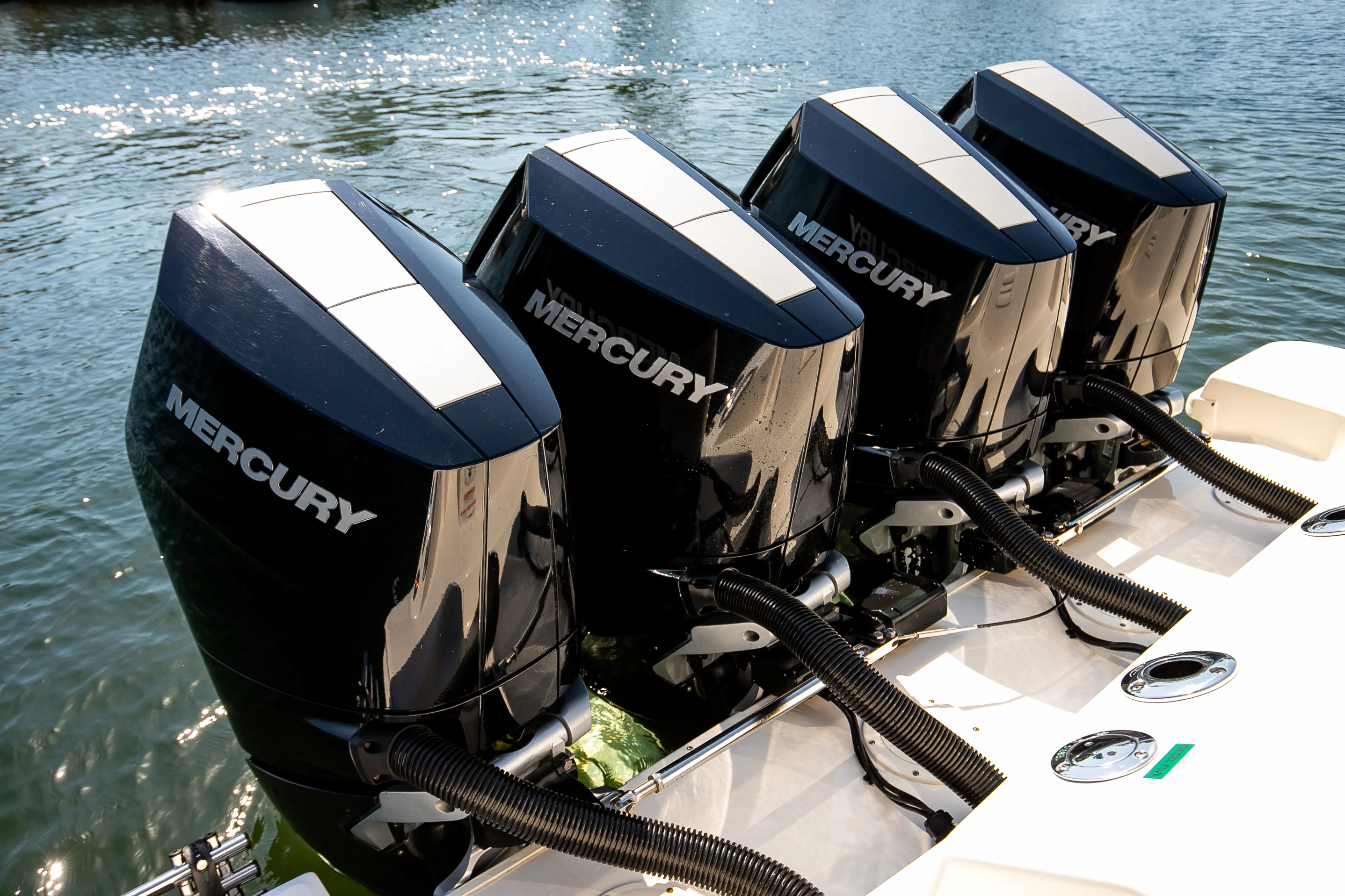 2024 Boston Whaler 420 Outrage Image Thumbnail #21