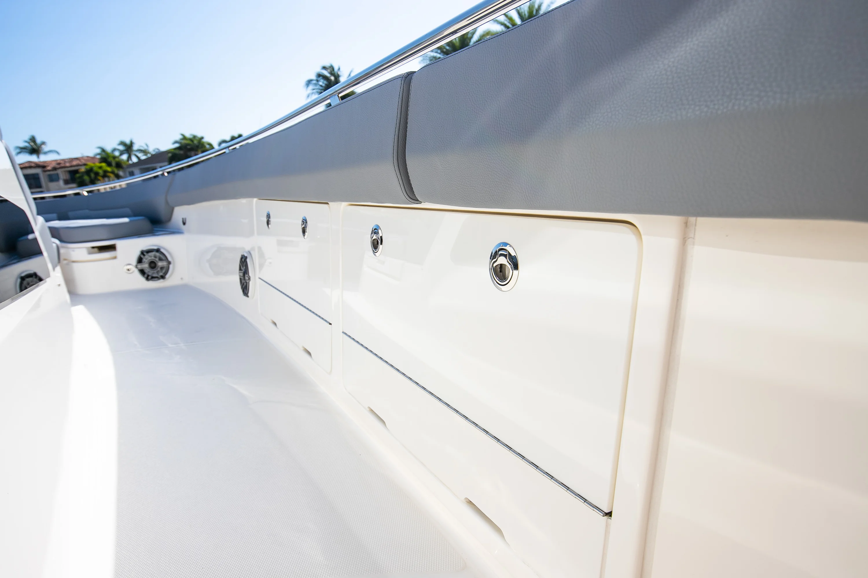 2024 Boston Whaler 420 Outrage Image Thumbnail #76