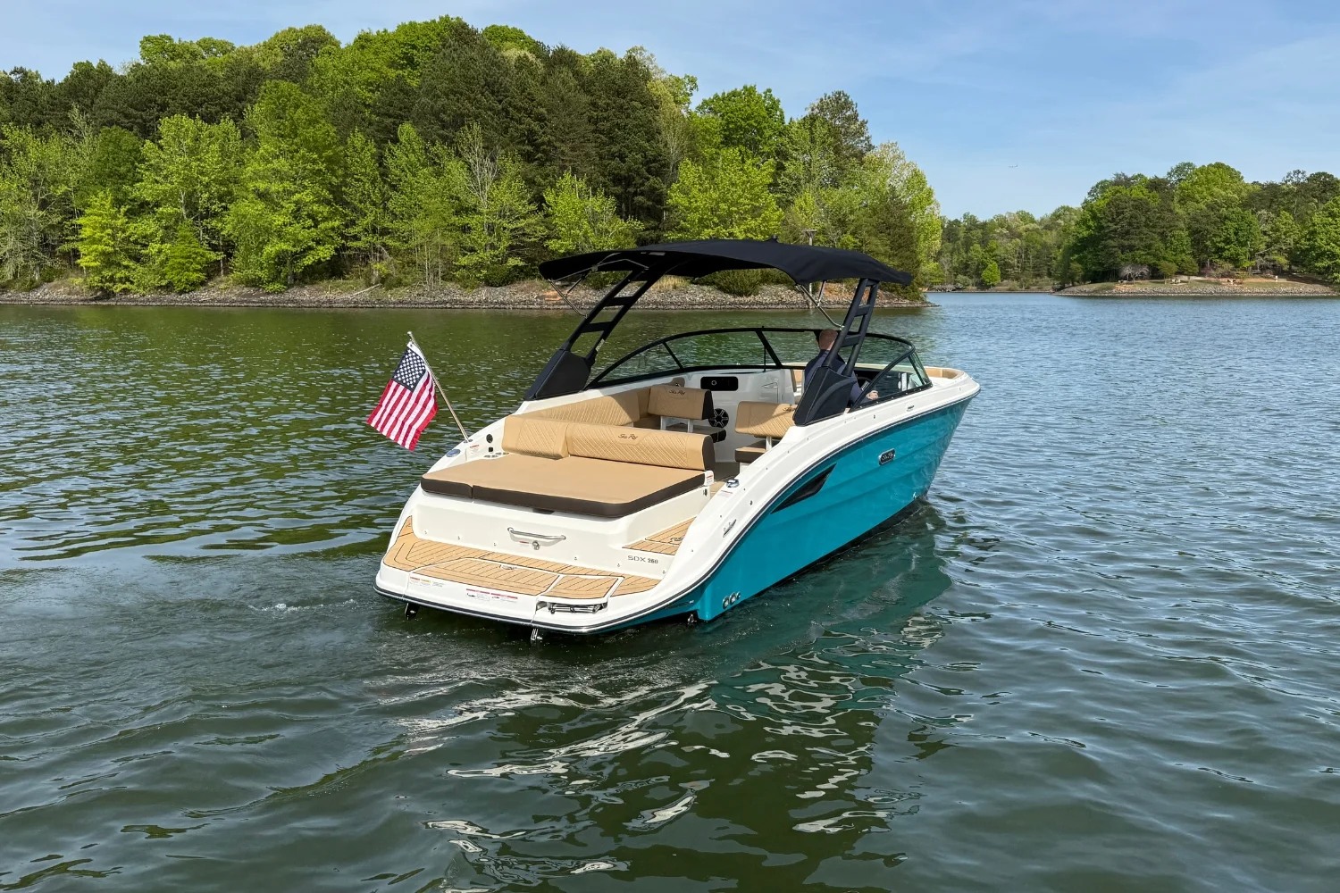 2026 Sea Ray SDX 250 Image Thumbnail #3