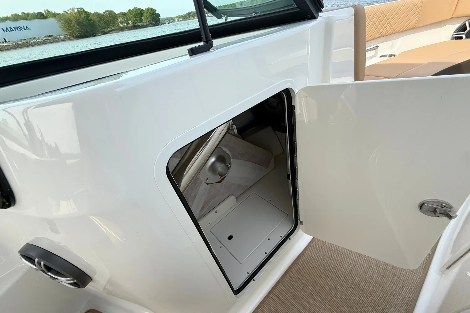 2026 Sea Ray SDX 250 Image Thumbnail #24