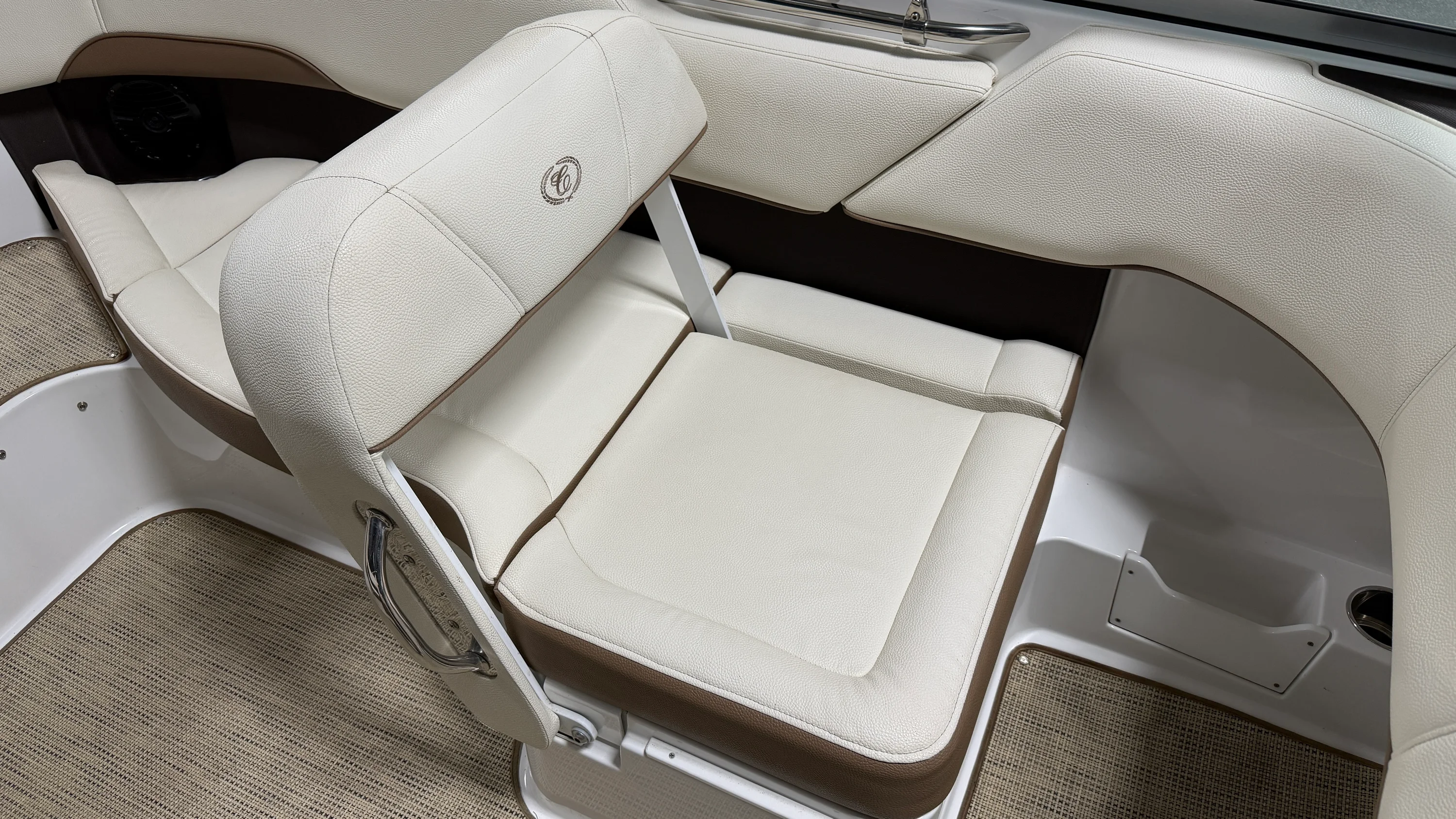 2019 Cobalt 220S Image Thumbnail #47