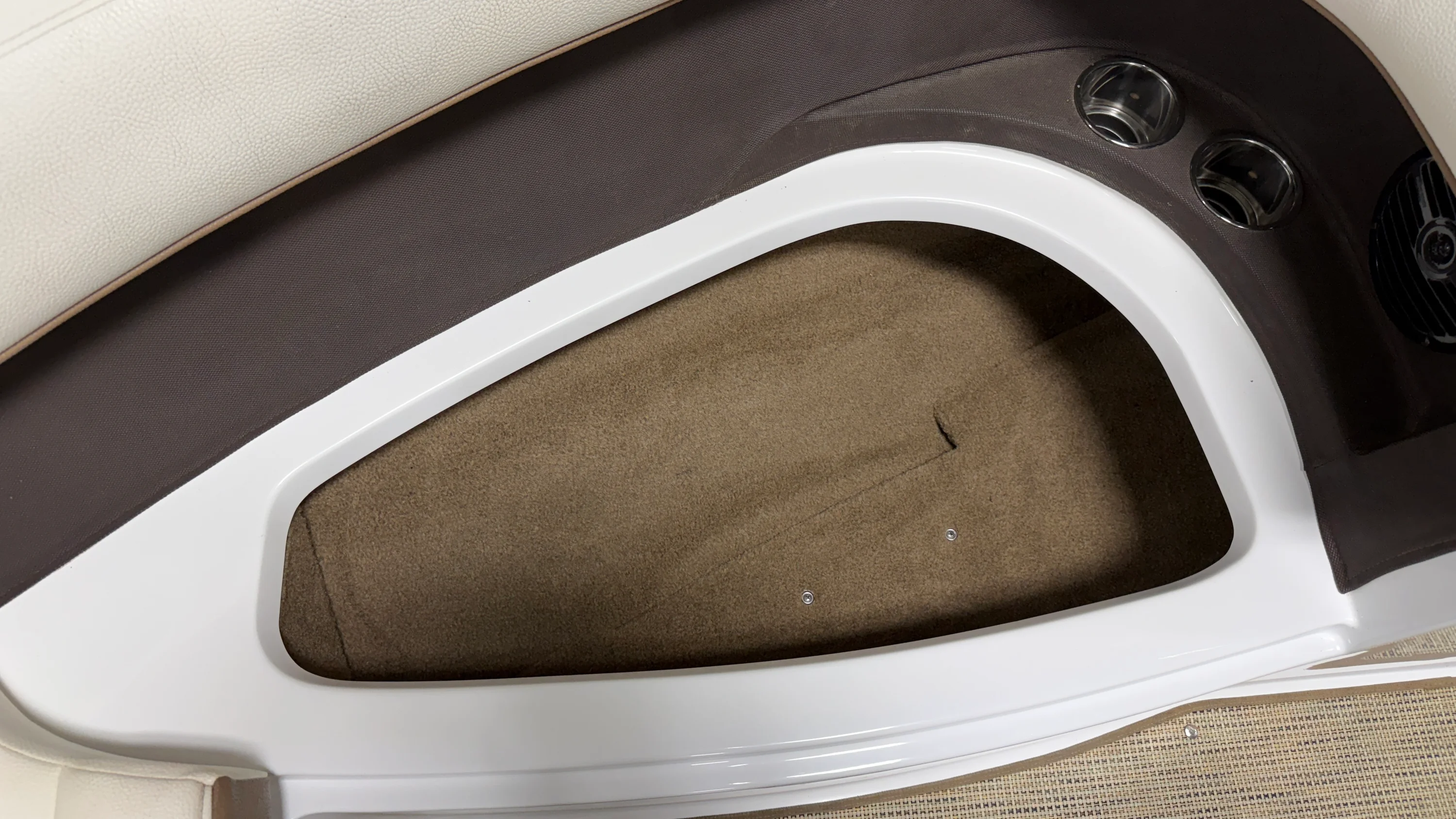 2019 Cobalt 220S Image Thumbnail #82