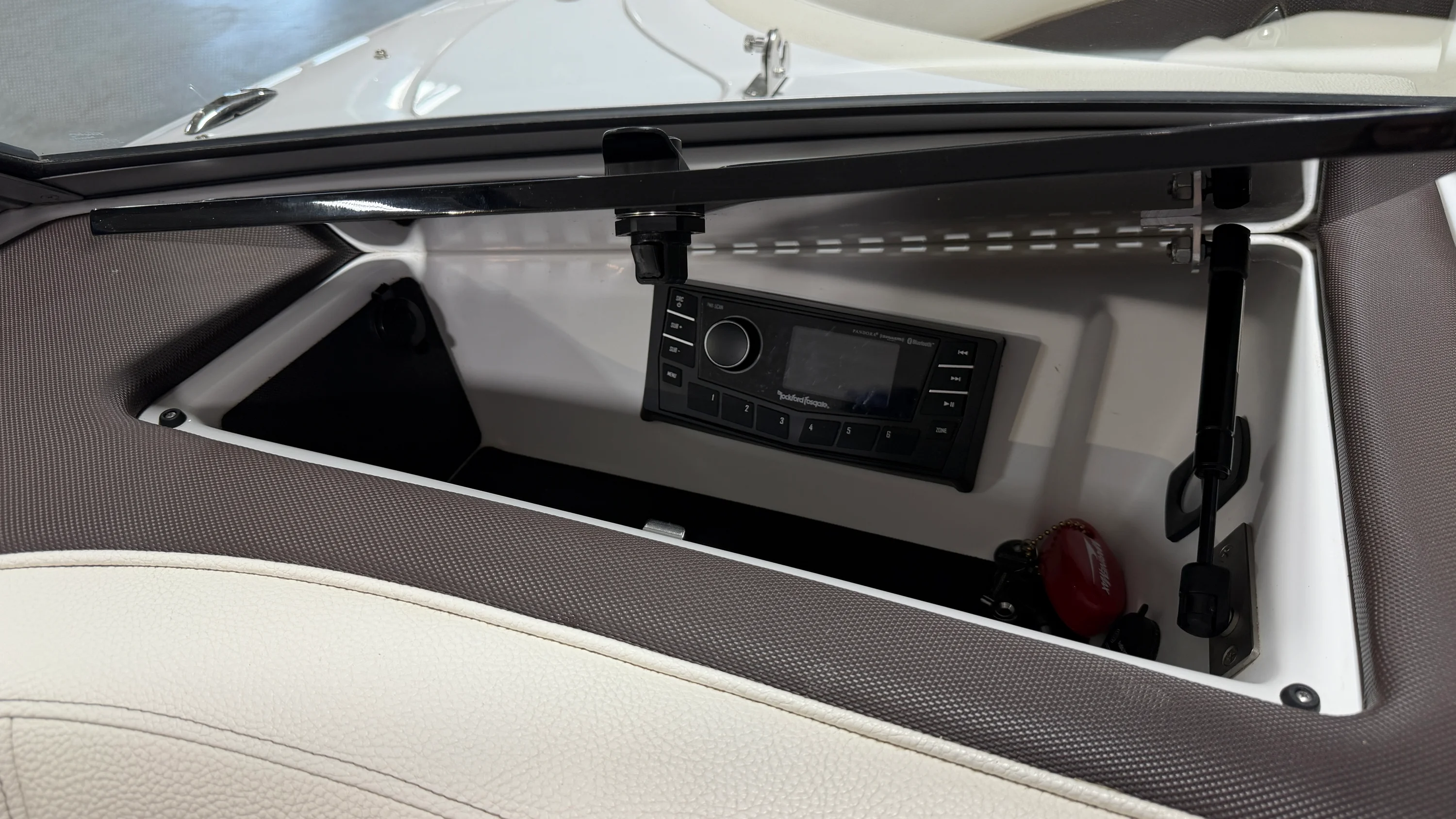 2019 Cobalt 220S Image Thumbnail #53