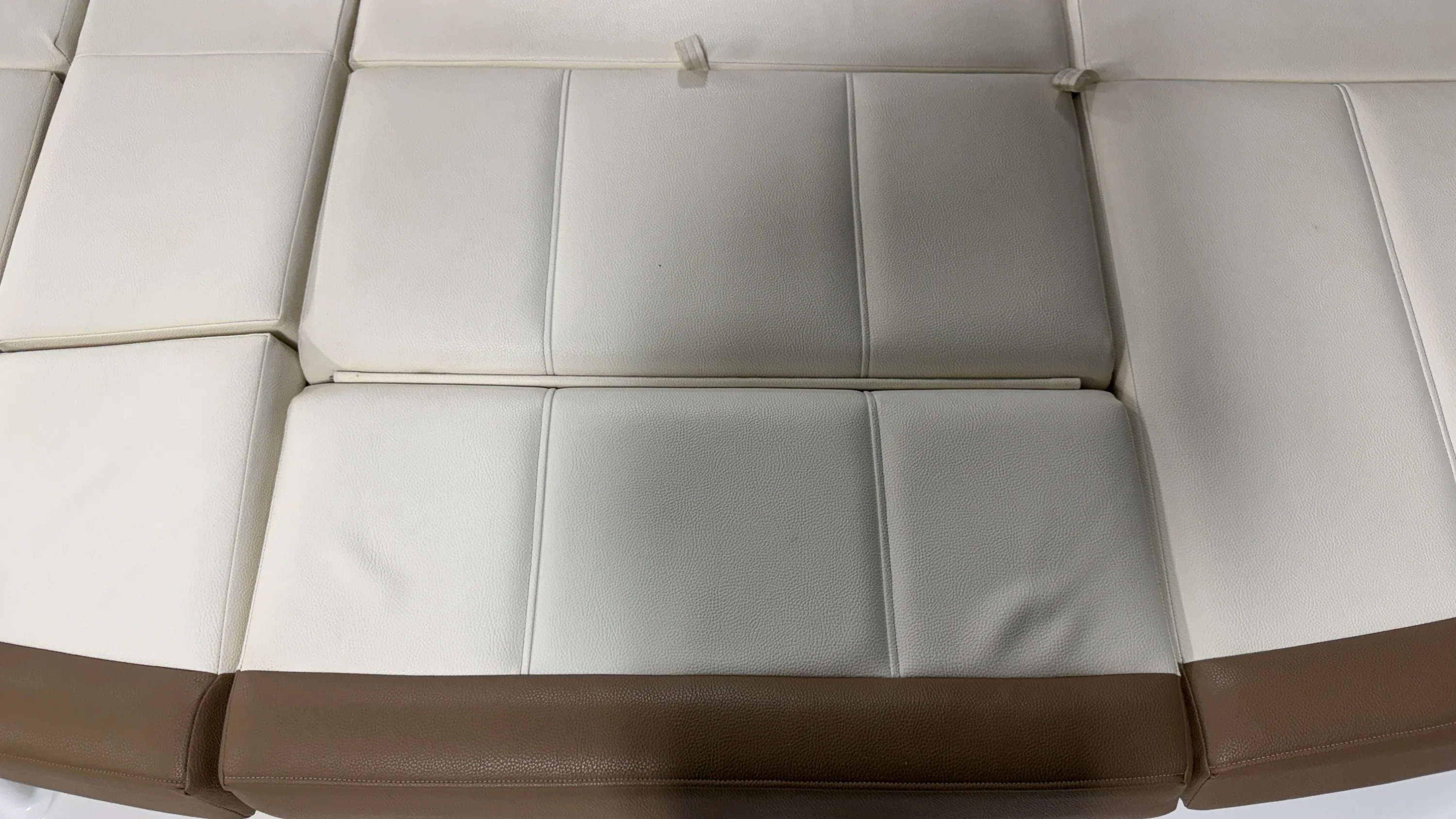 2019 Cobalt 220S Image Thumbnail #18