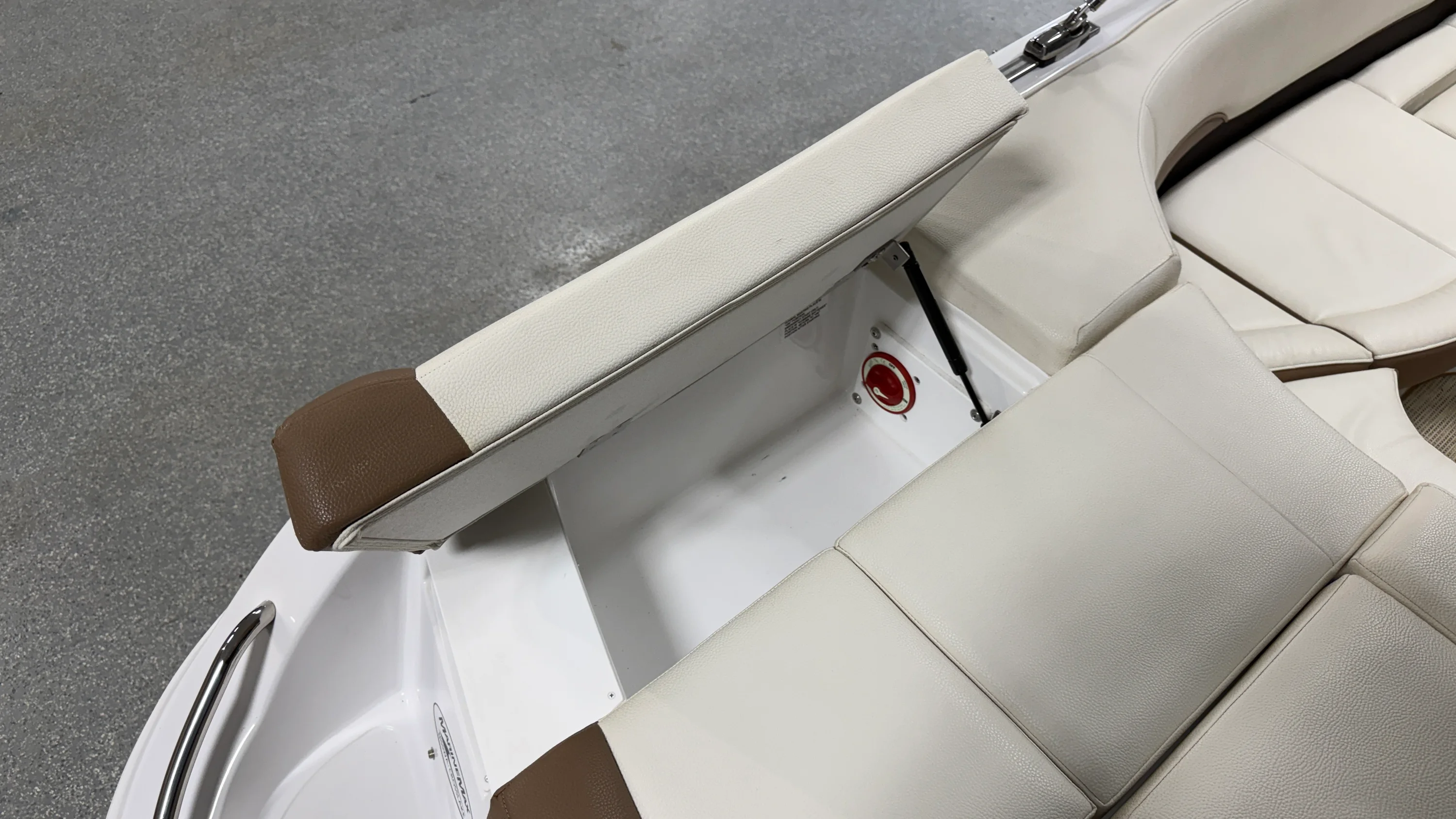 2019 Cobalt 220S Image Thumbnail #20