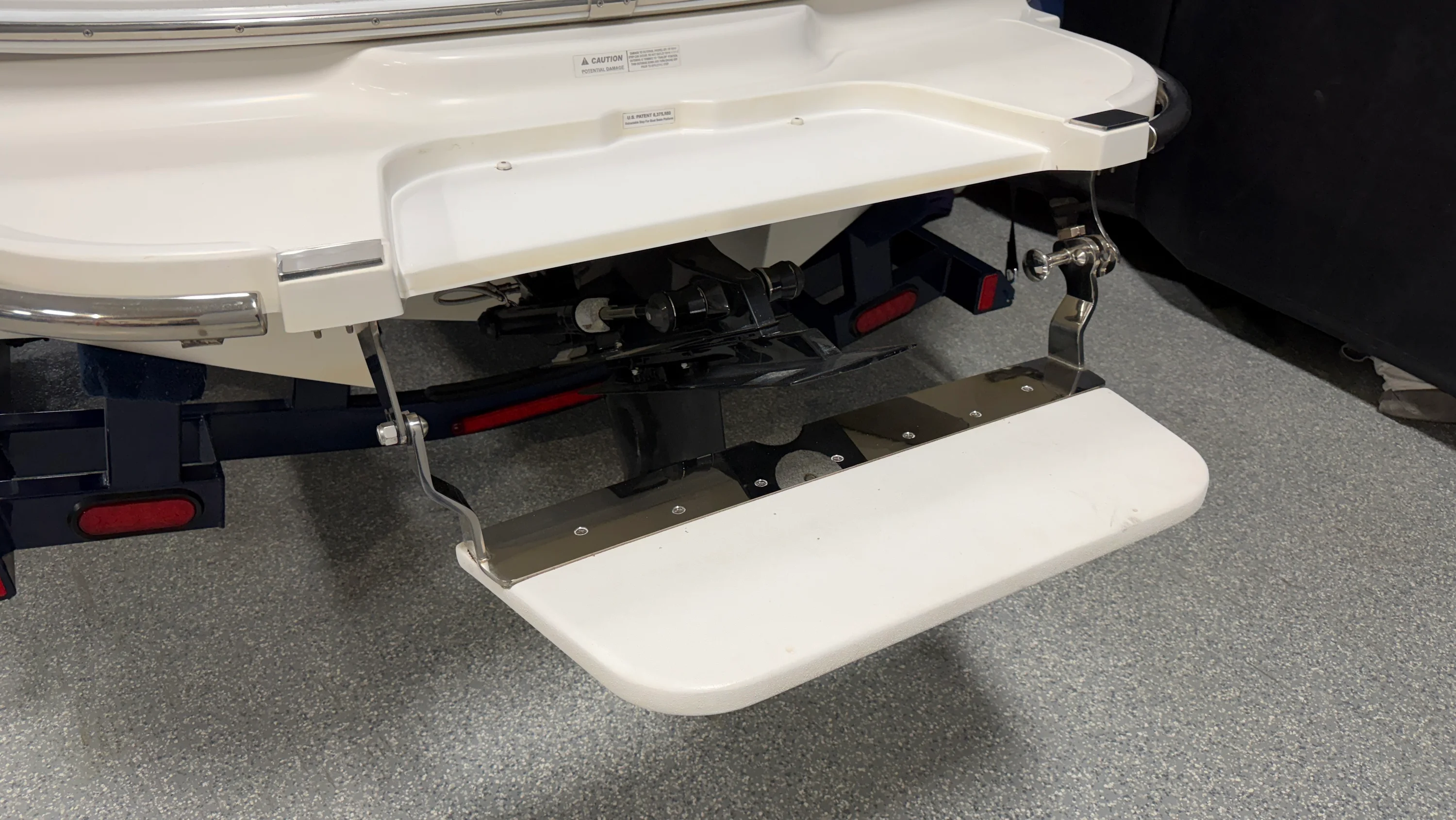 2019 Cobalt 220S Image Thumbnail #12