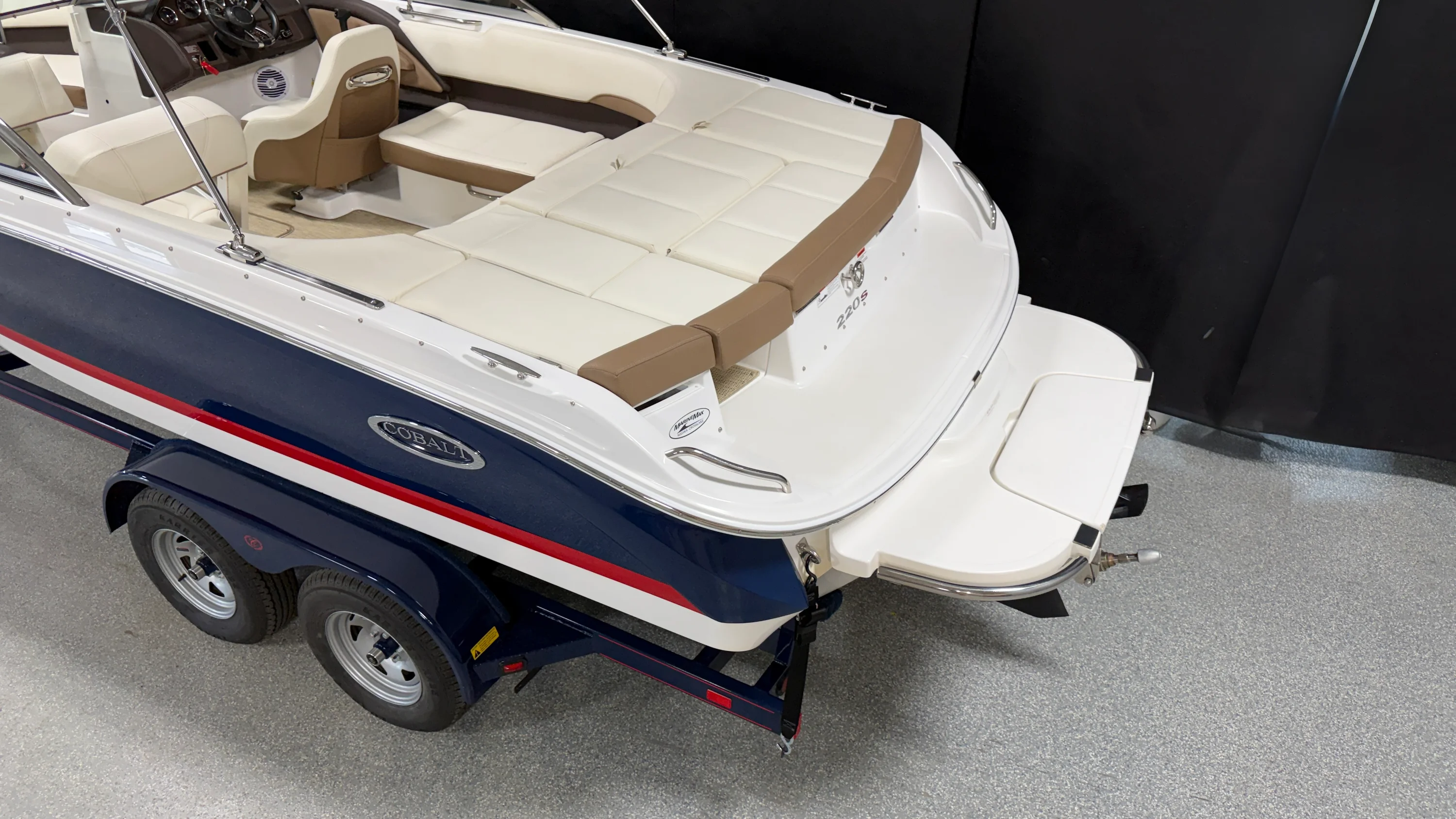 2019 Cobalt 220S Image Thumbnail #6