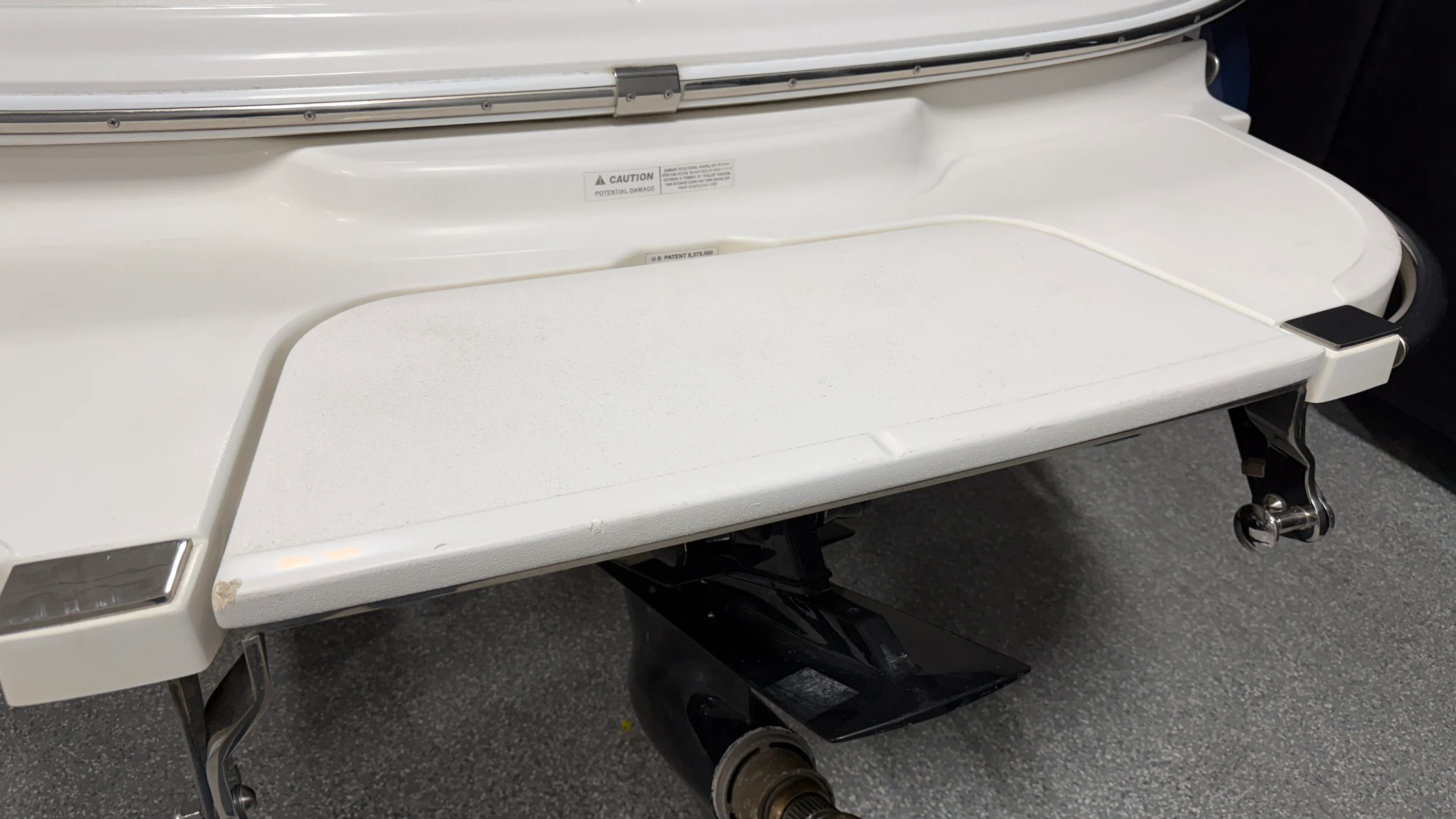 2019 Cobalt 220S Image Thumbnail #11