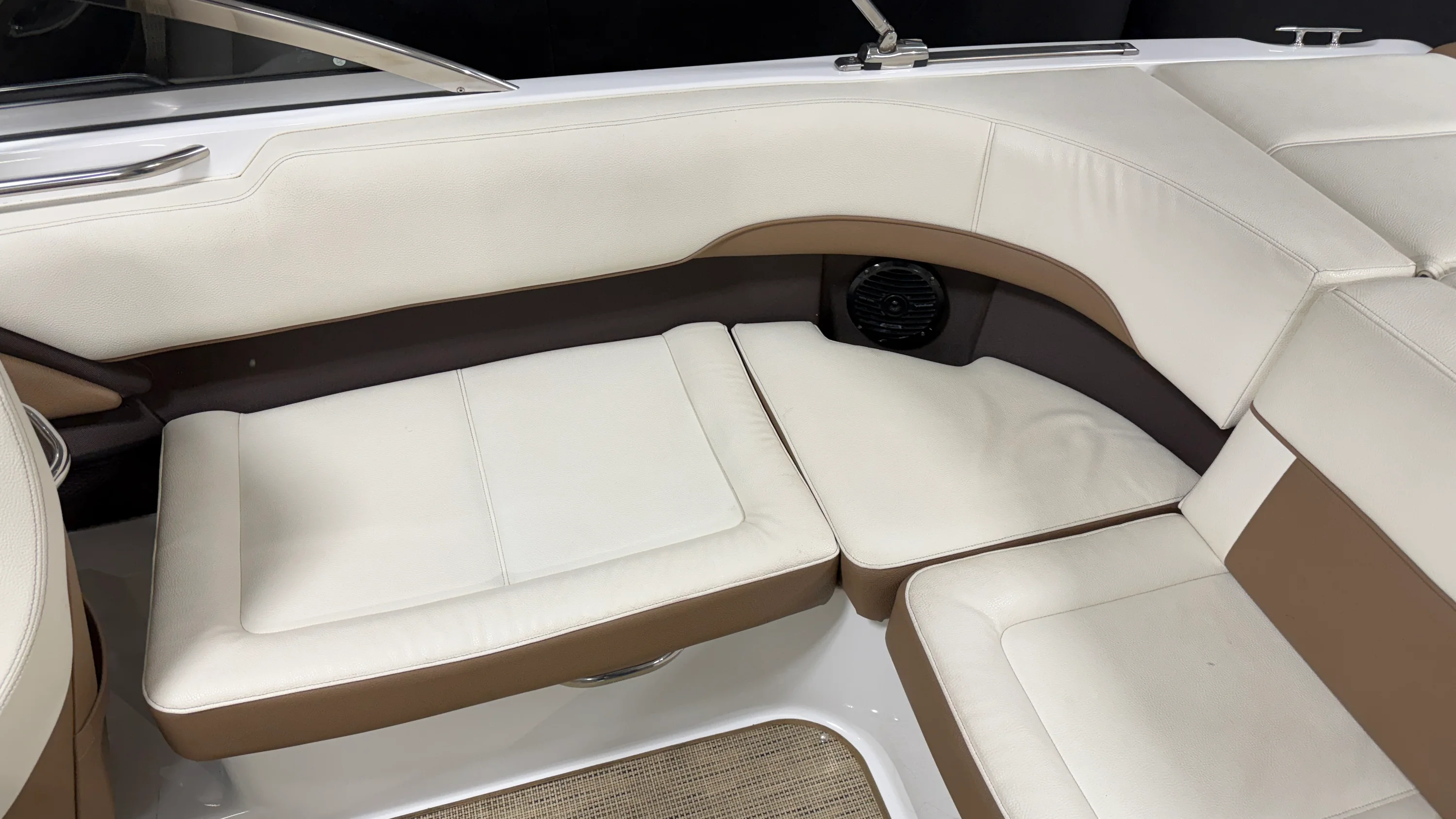 2019 Cobalt 220S Image Thumbnail #30