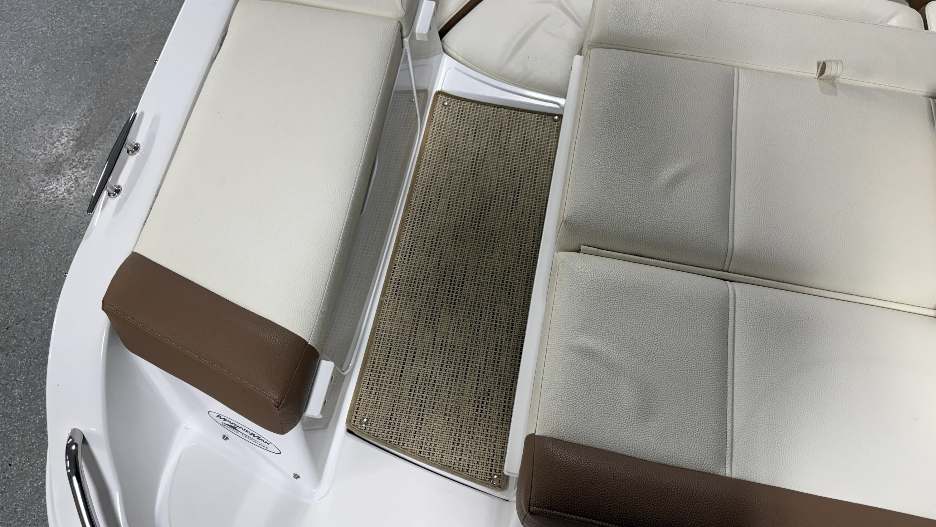 2019 Cobalt 220S Image Thumbnail #24