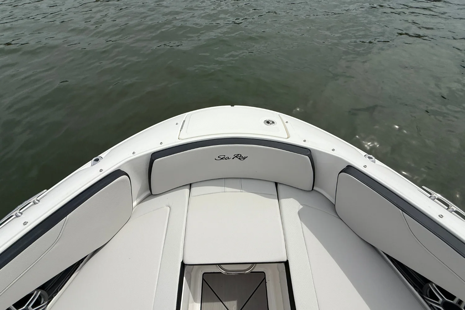 2026 Sea Ray SPX 210 Outboard Image Thumbnail #23