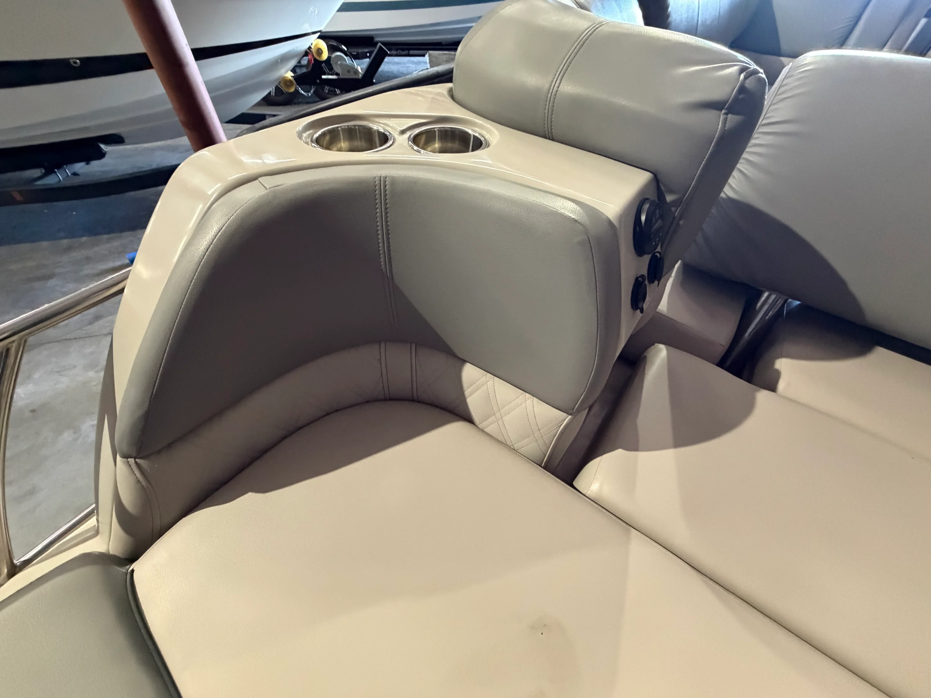 2019 Harris Grand Mariner 250 Image Thumbnail #13