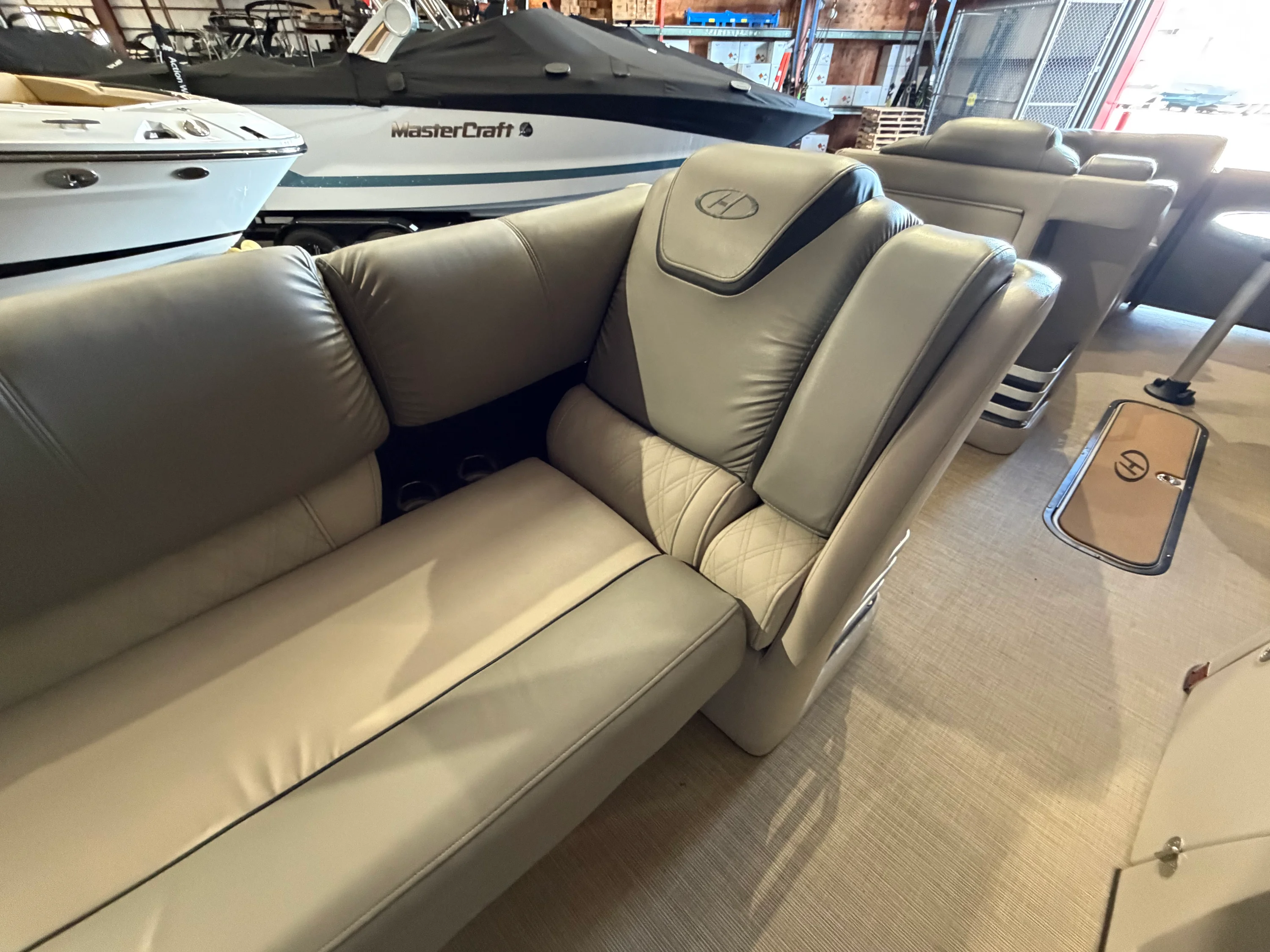 2019 Harris Grand Mariner 250 Image Thumbnail #25