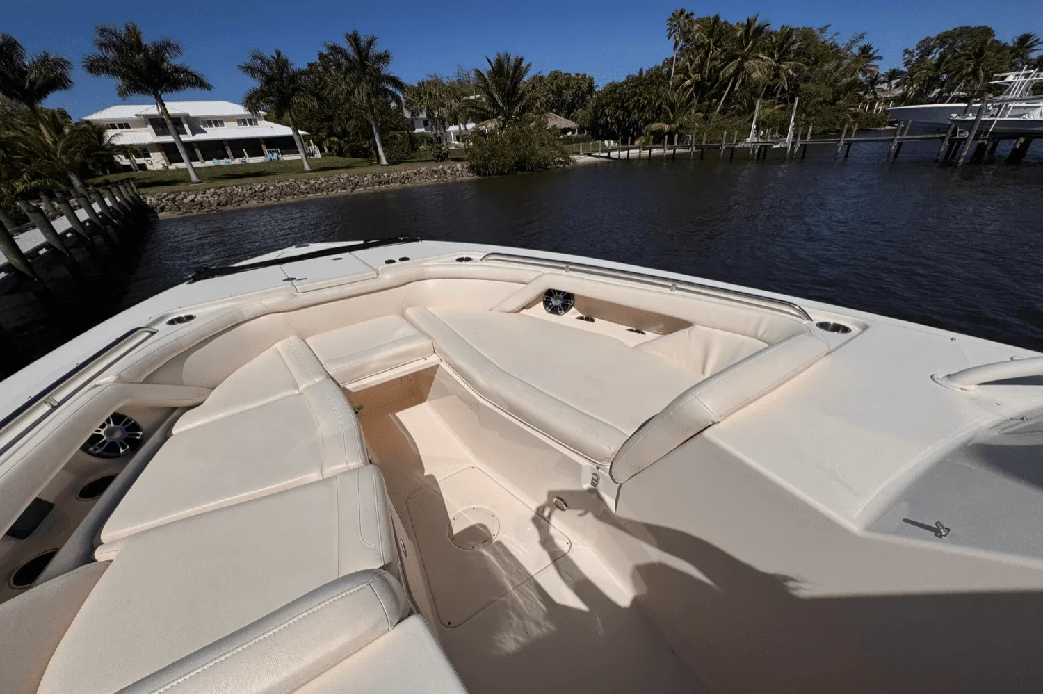 2019 Grady-White Freedom 335 Image Thumbnail #10