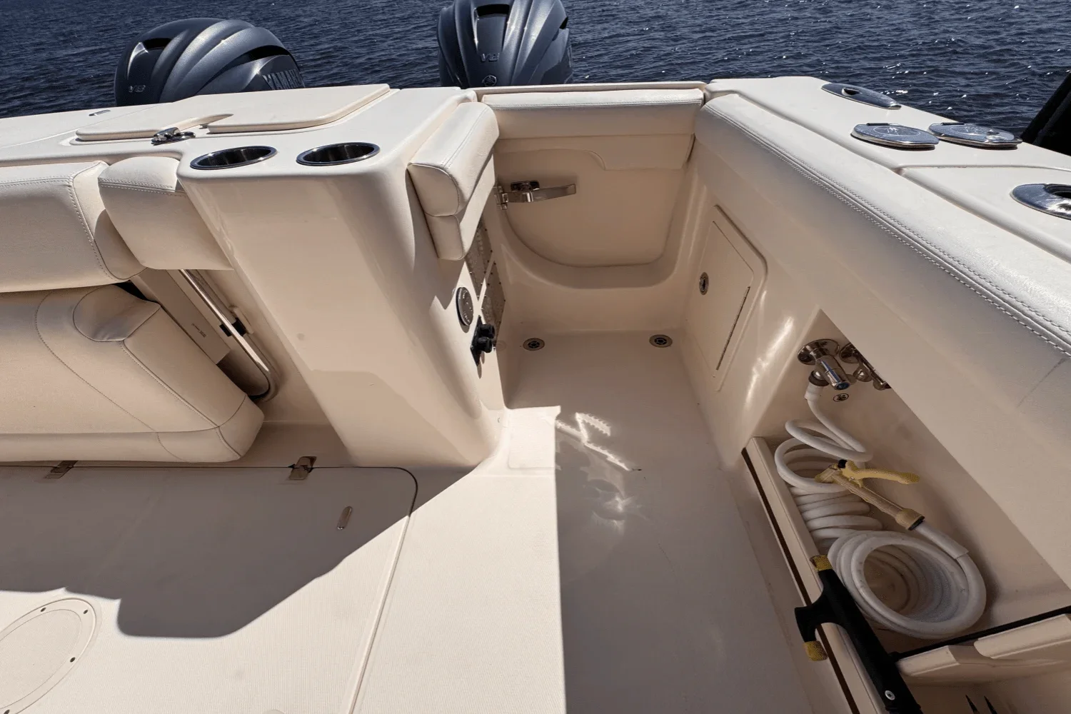 2019 Grady-White Freedom 335 Image Thumbnail #30