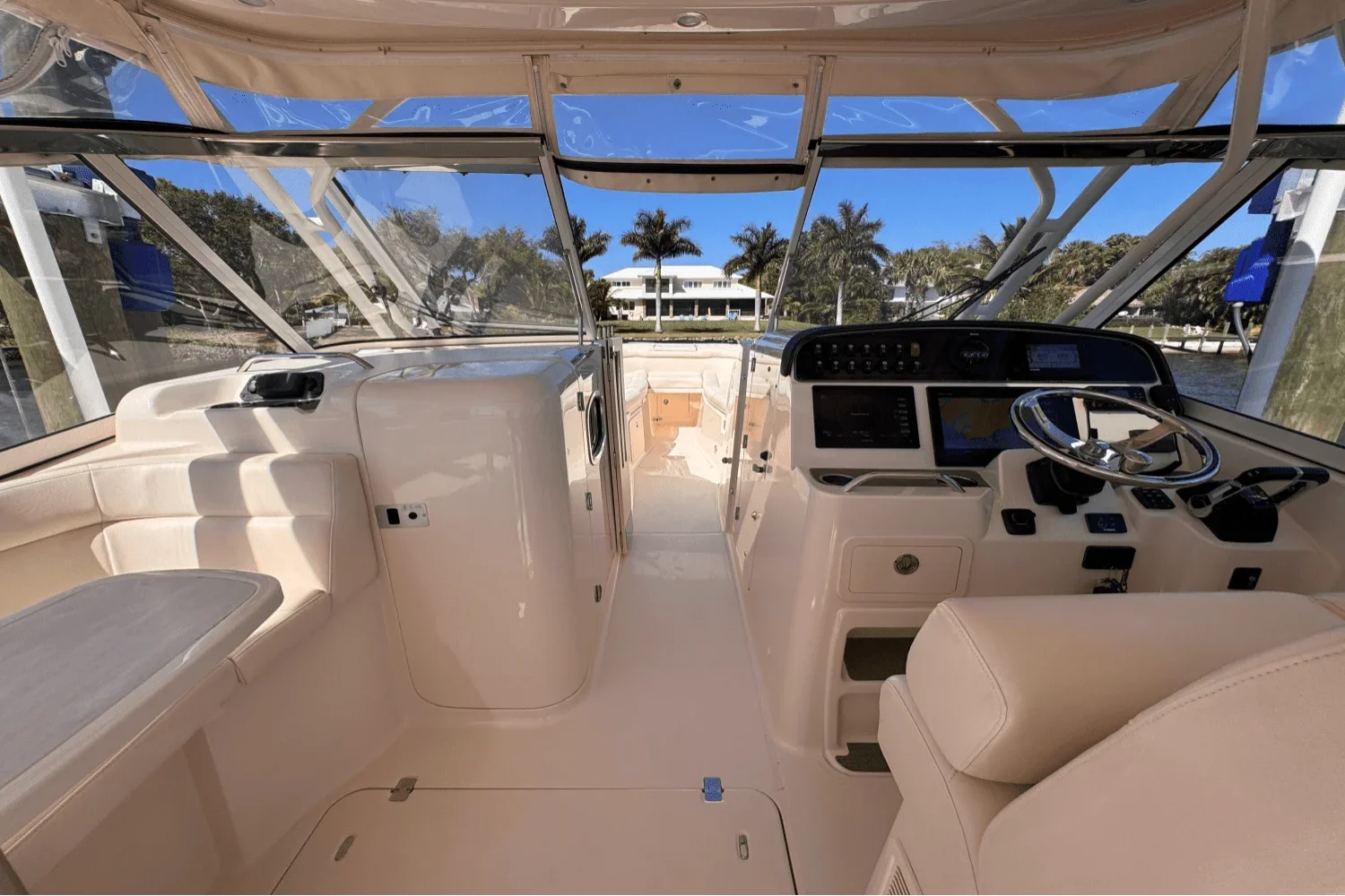 2019 Grady-White Freedom 335 Image Thumbnail #14