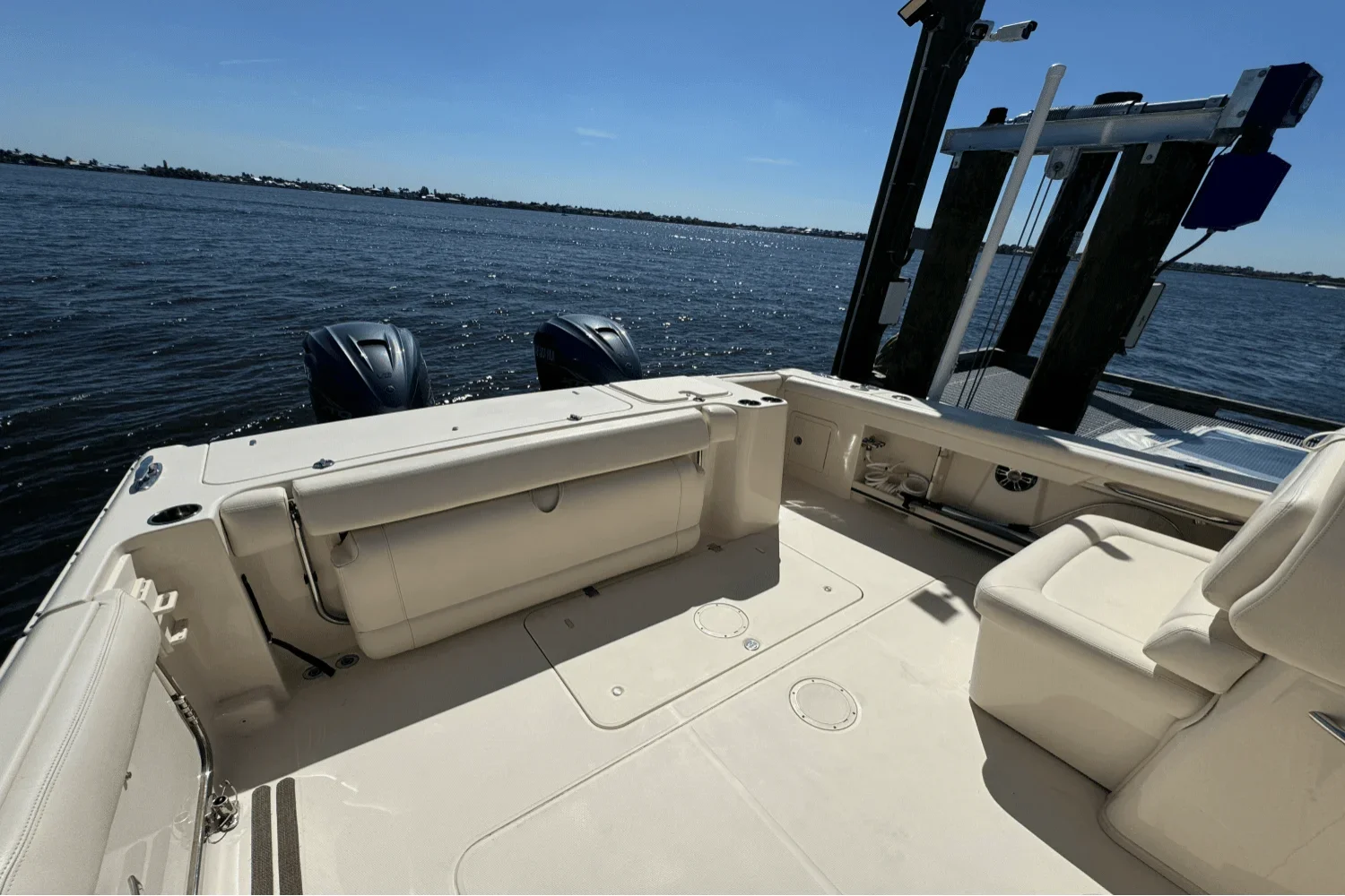 2019 Grady-White Freedom 335 Image Thumbnail #34