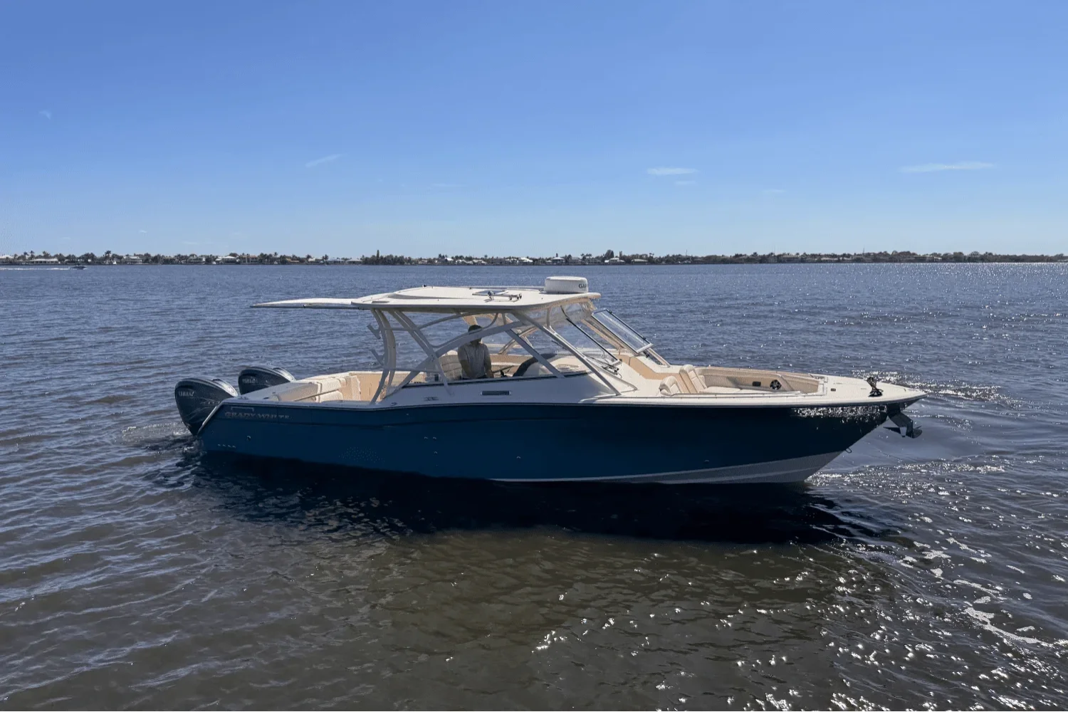 2019 Grady-White Freedom 335 Image Thumbnail #5