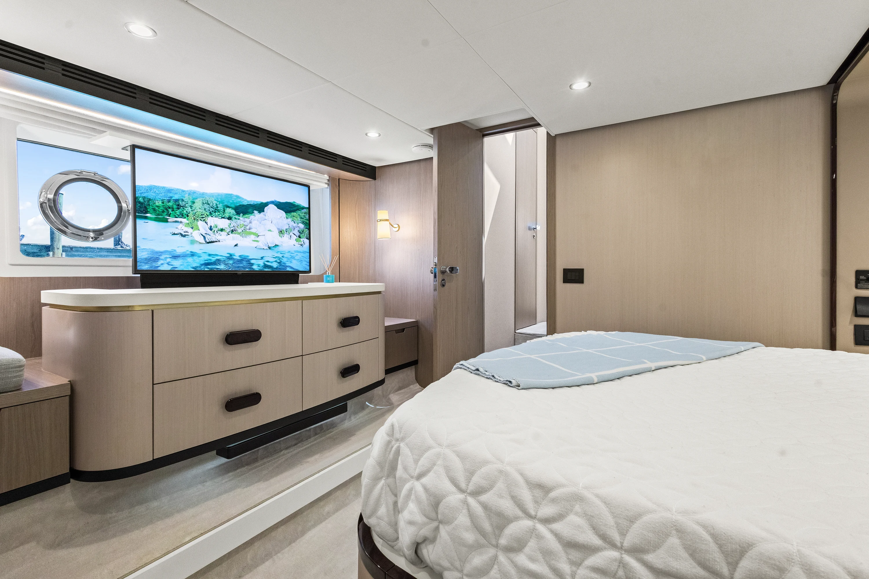 2023 Azimut AZ60 FLY Image Thumbnail #37