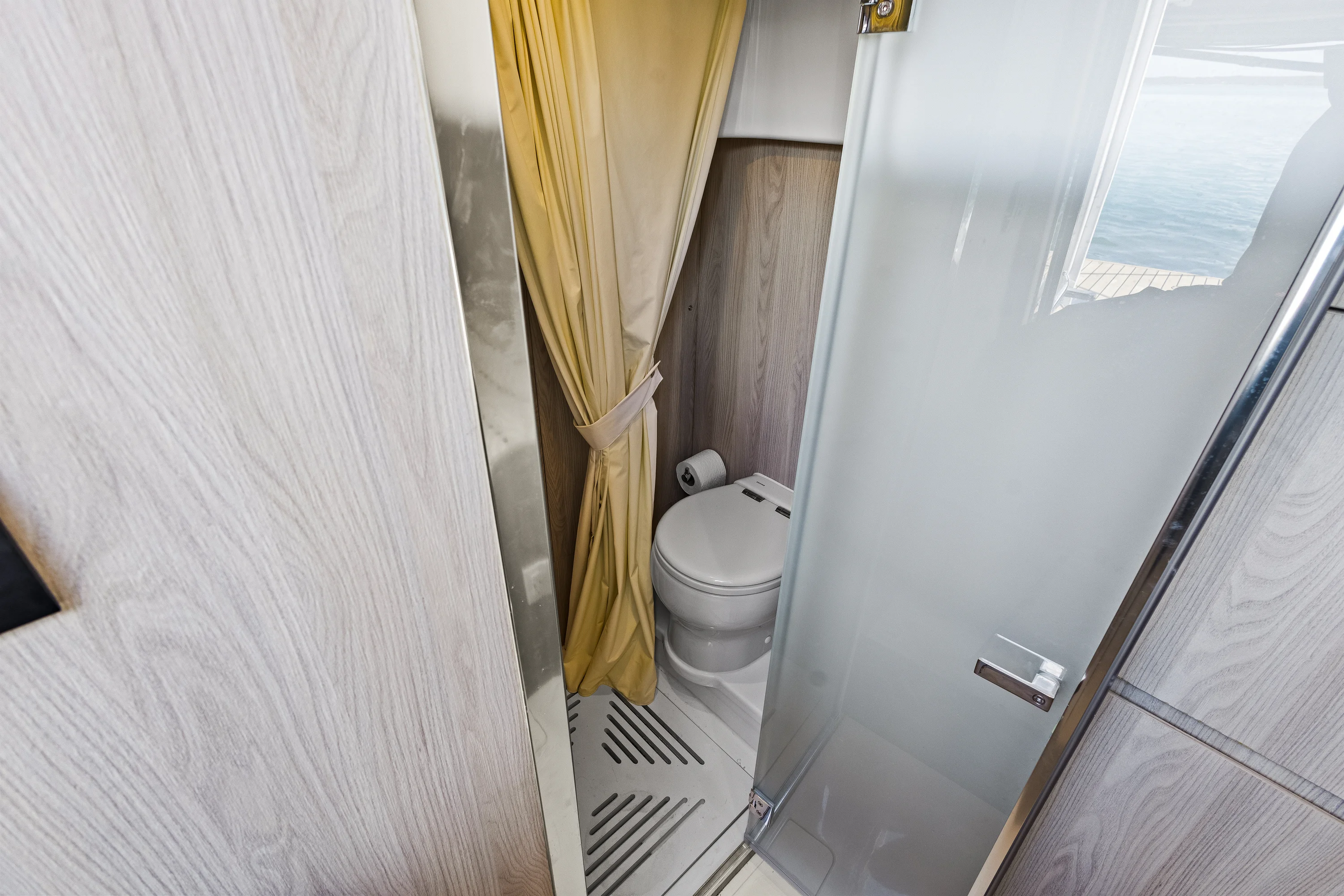 2023 Azimut AZ60 FLY Image Thumbnail #63