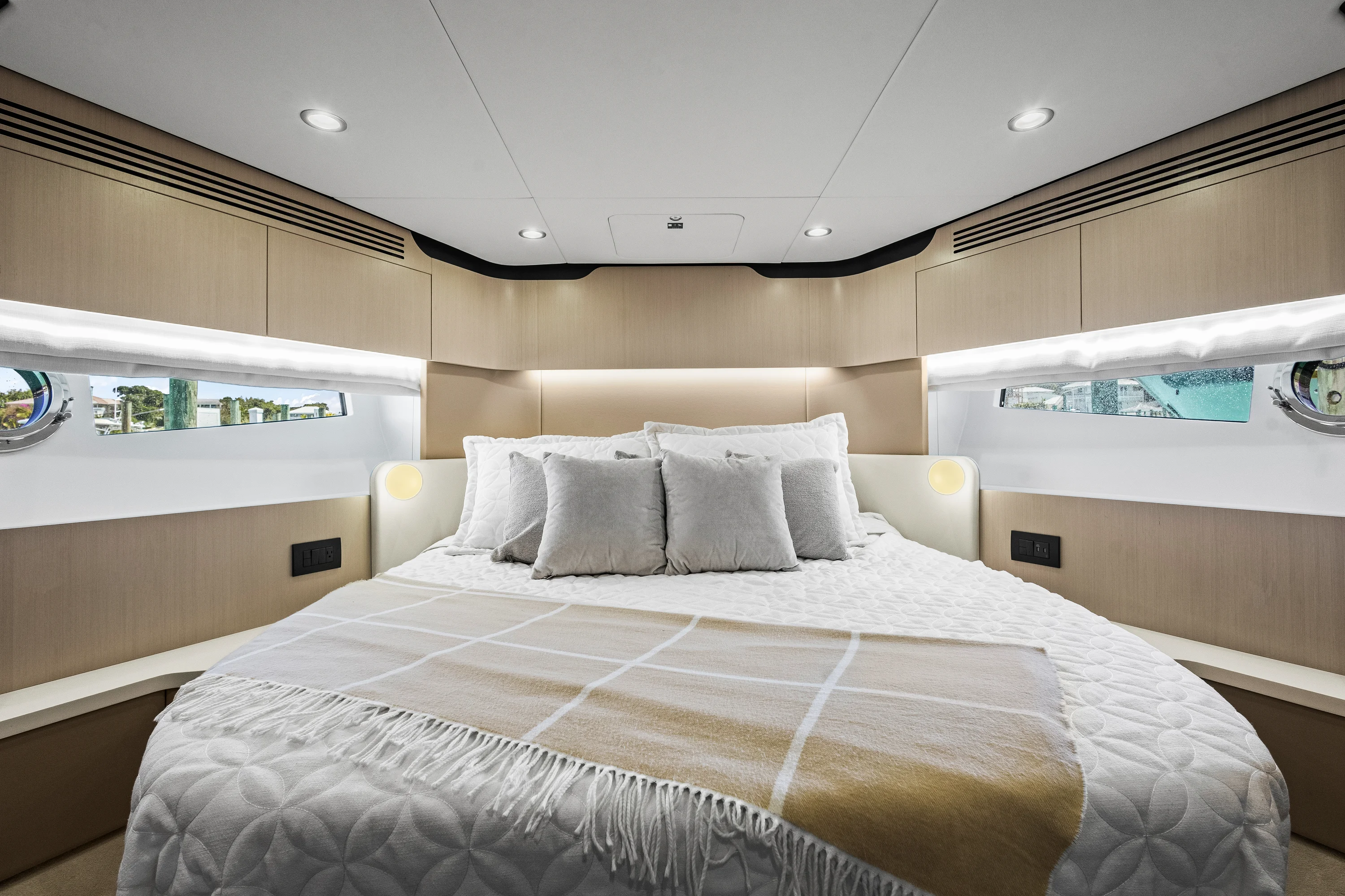 2023 Azimut AZ60 FLY Image Thumbnail #45