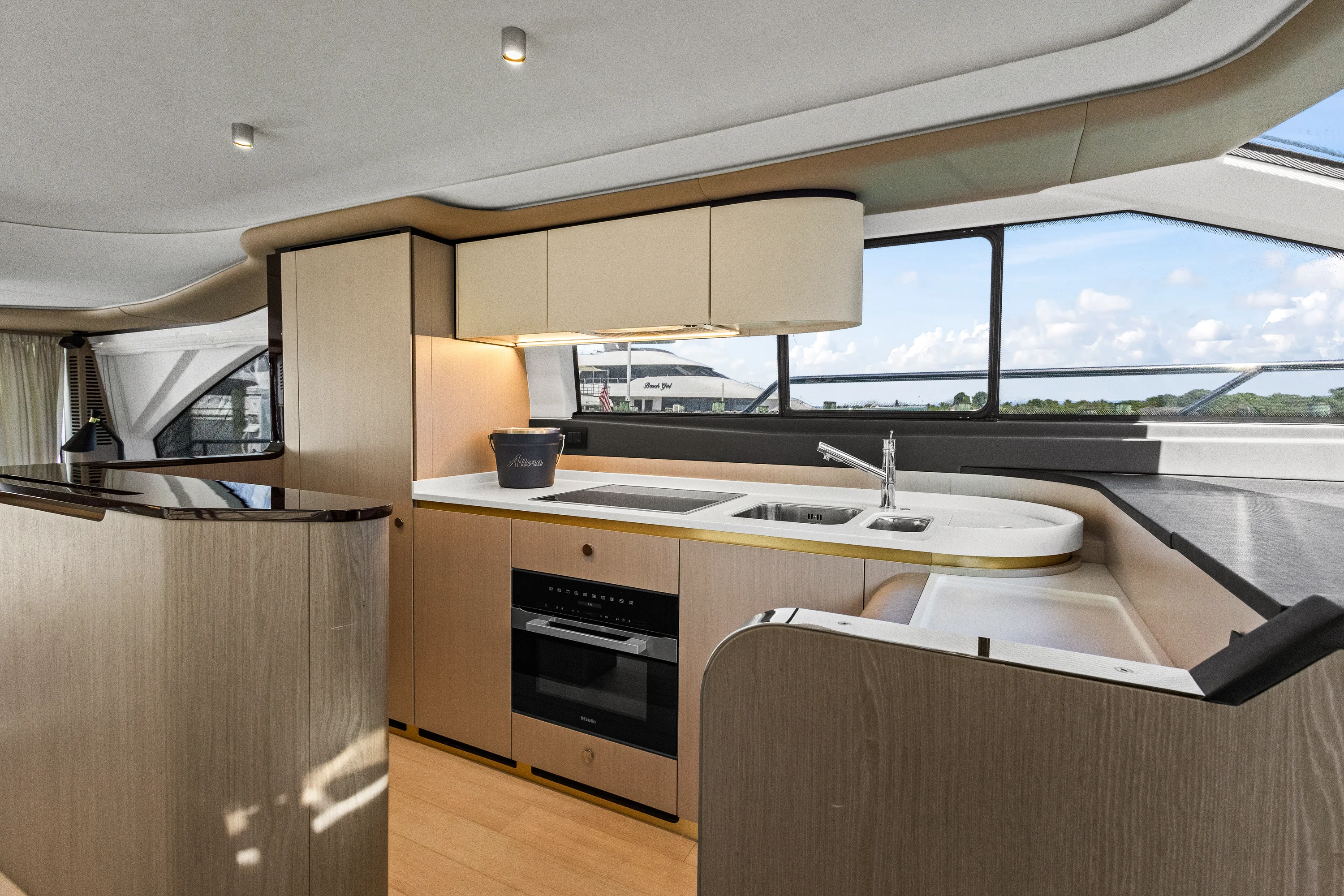 2023 Azimut AZ60 FLY Image Thumbnail #28