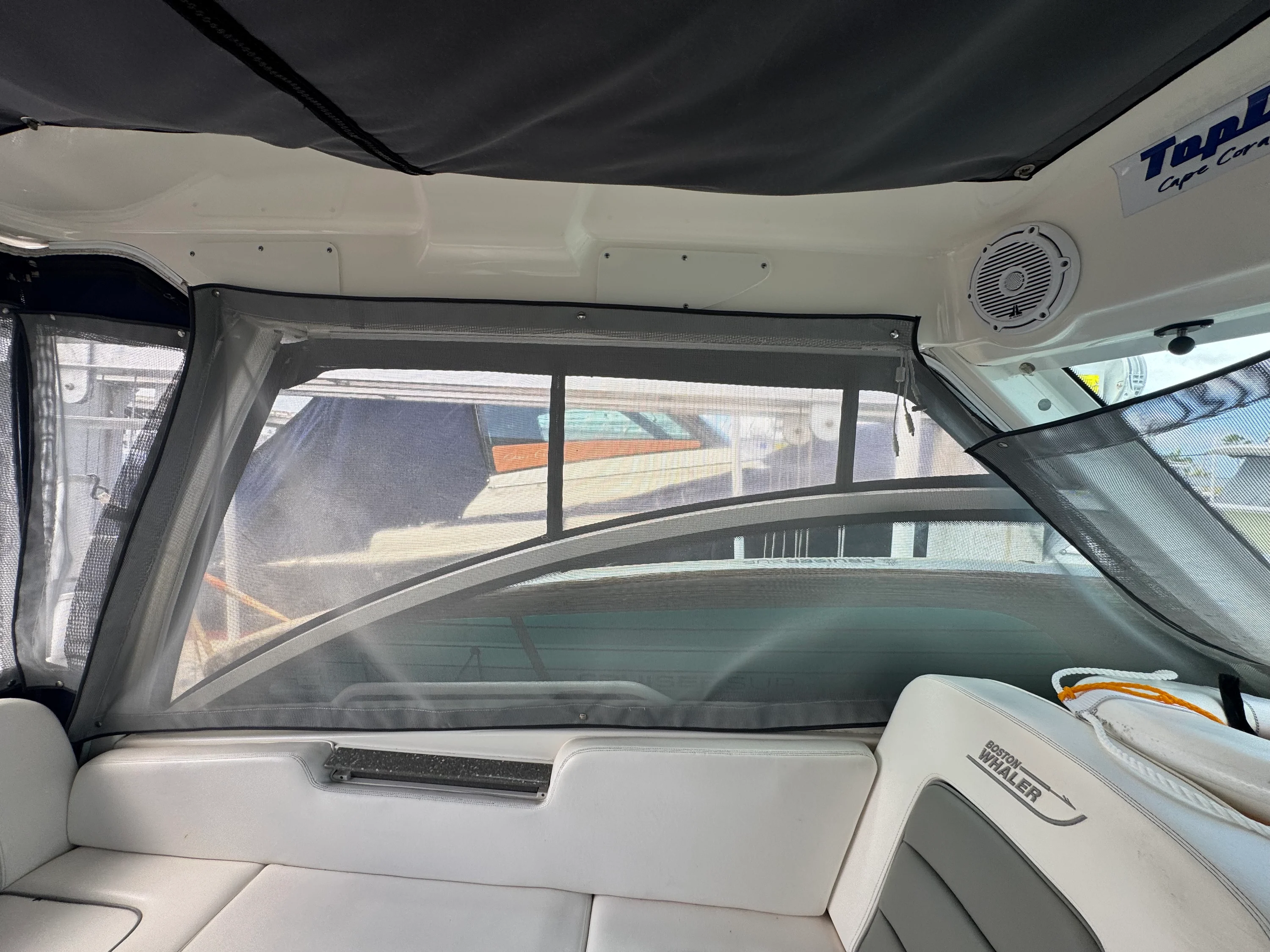 2014 Boston Whaler 315 CONQUEST Image Thumbnail #24