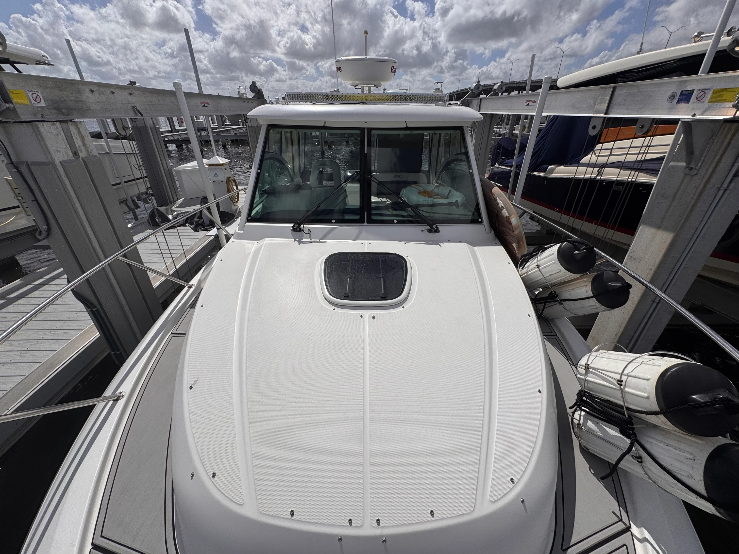 2014 Boston Whaler 315 CONQUEST Image Thumbnail #34