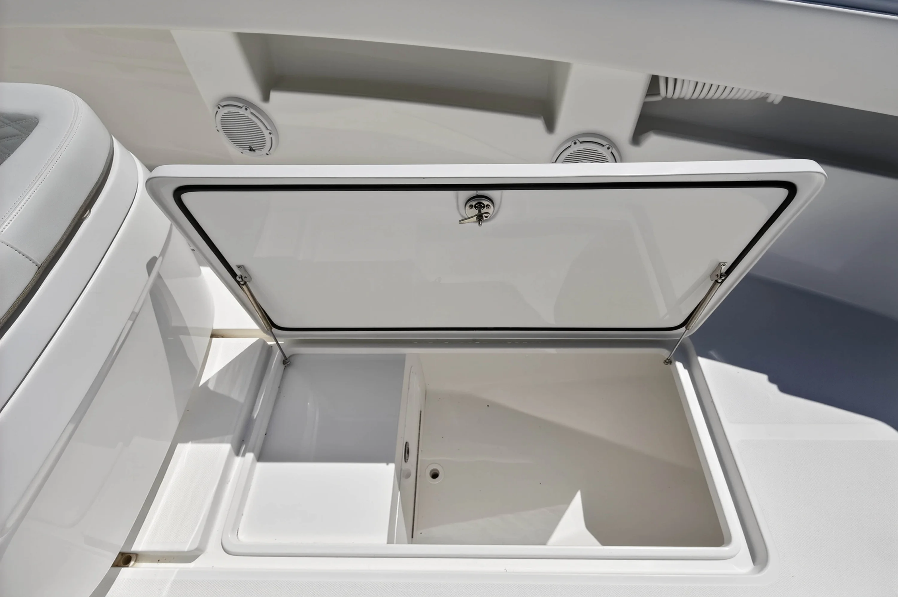 2023 Invincible 36 OPEN FISHERMAN Image Thumbnail #30