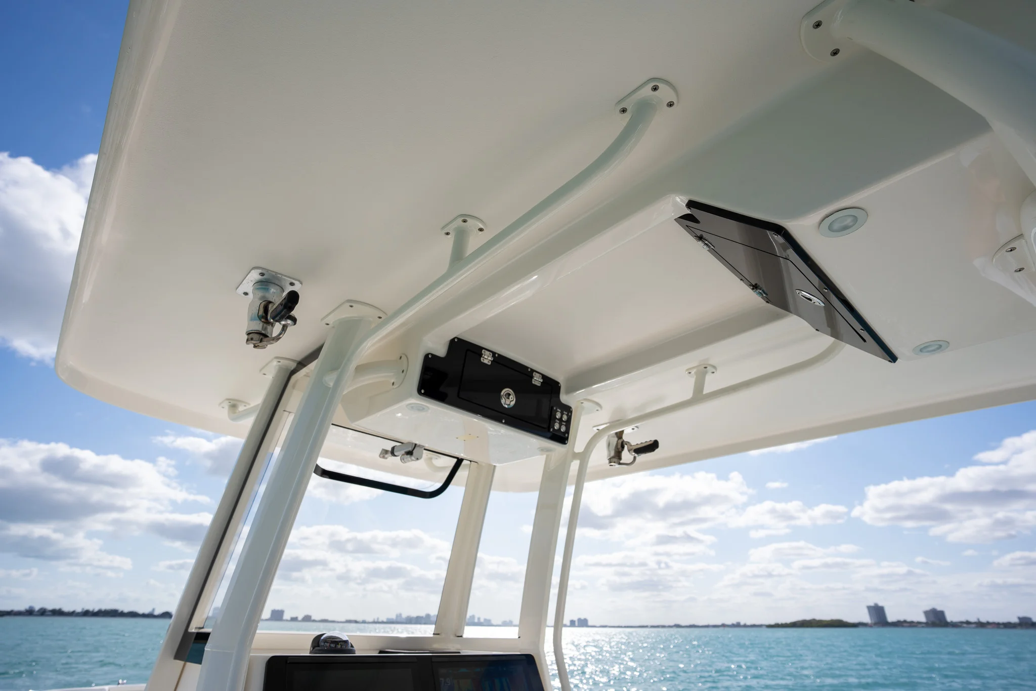 2021 Century 2901 CC Image Thumbnail #21